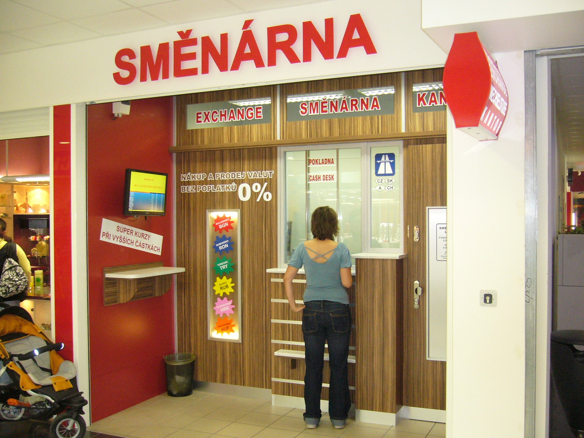 MIFIN s.r.o. - SMĚNÁRNA foto 2