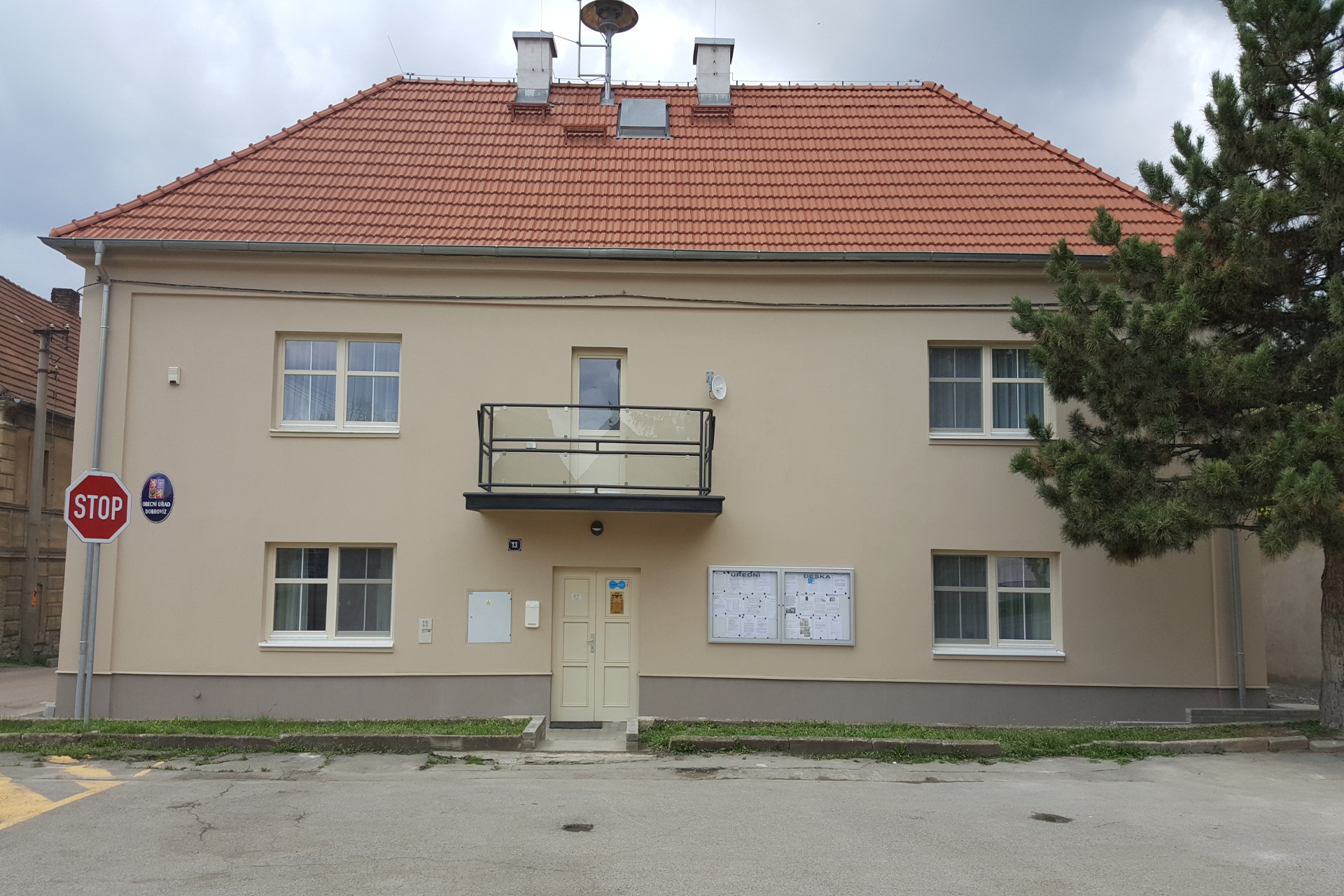 Dobrovíz - obecní úřad