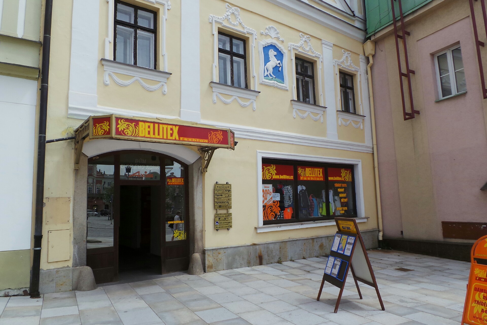 Second hand BELLITEX fashion