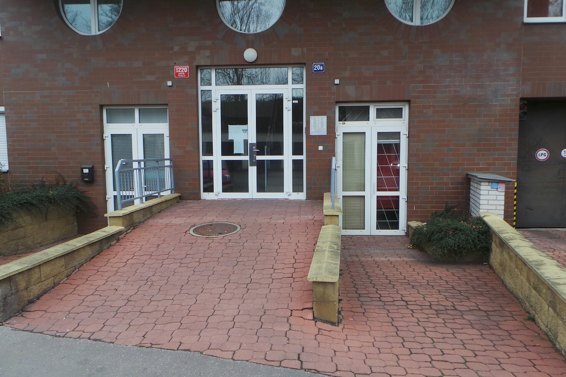 FLEXARET Invest, s.r.o.