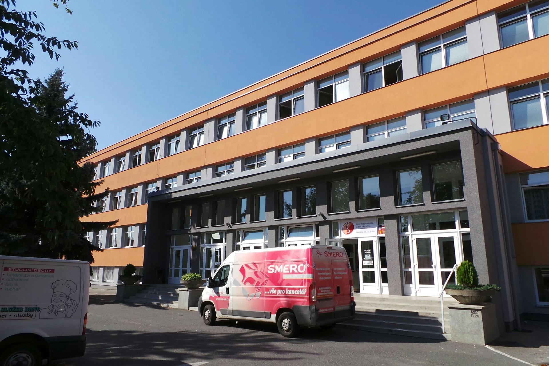 Střední škola Brno, Charbulova