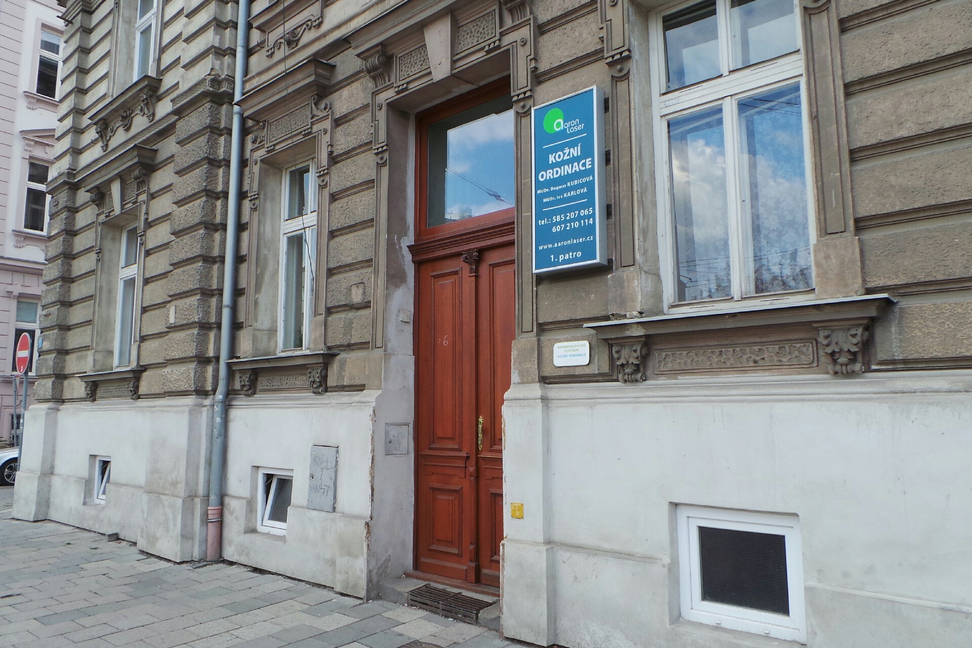 MUDr. Dagmar Kubicová - Aaron Laser