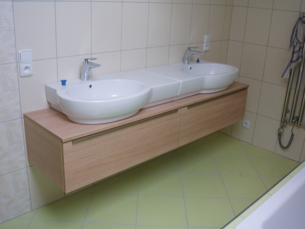 DOMA CZ s.r.o. - HANÁK kuchyně a interiéry foto 4