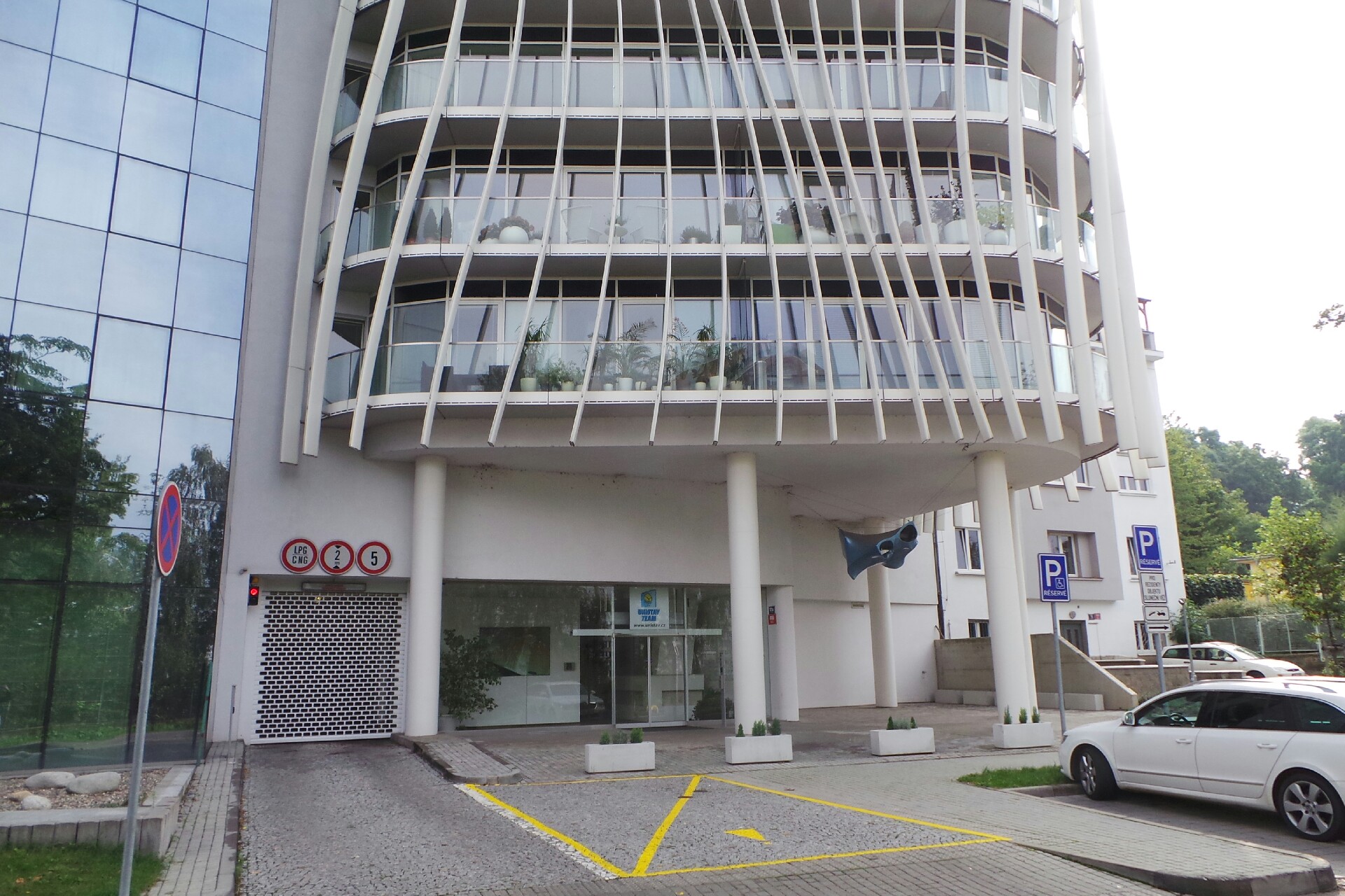 Mgr. Ondřej Krumnikl, LL.M., advokát foto 1