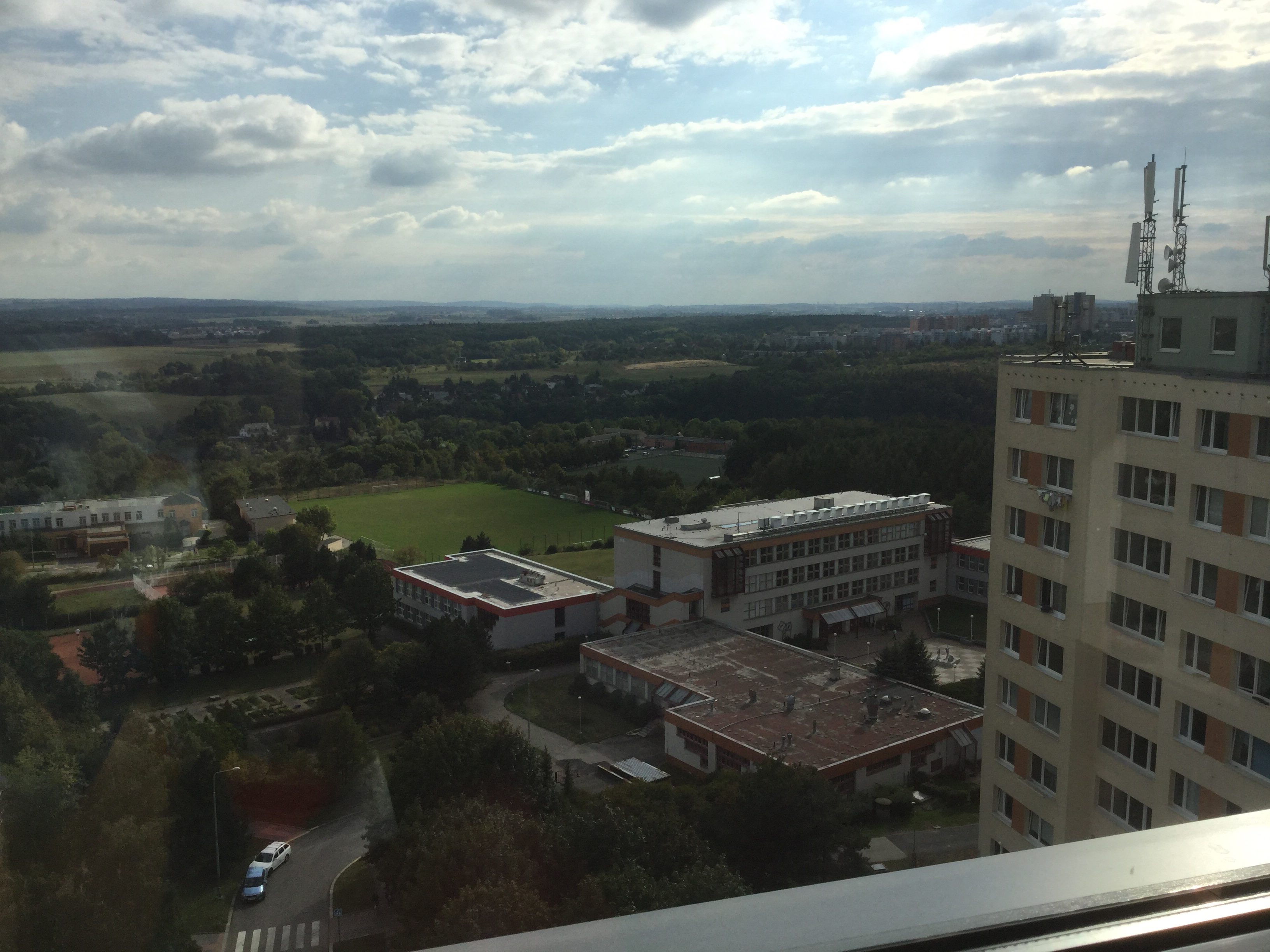 ZŠ Praha, Nad Přehradou