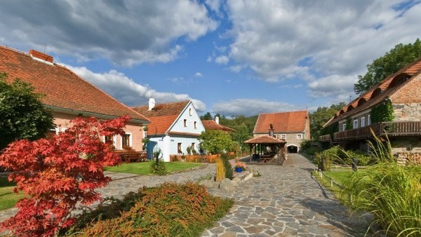 Farma Michael na tvrzi Nedvězí