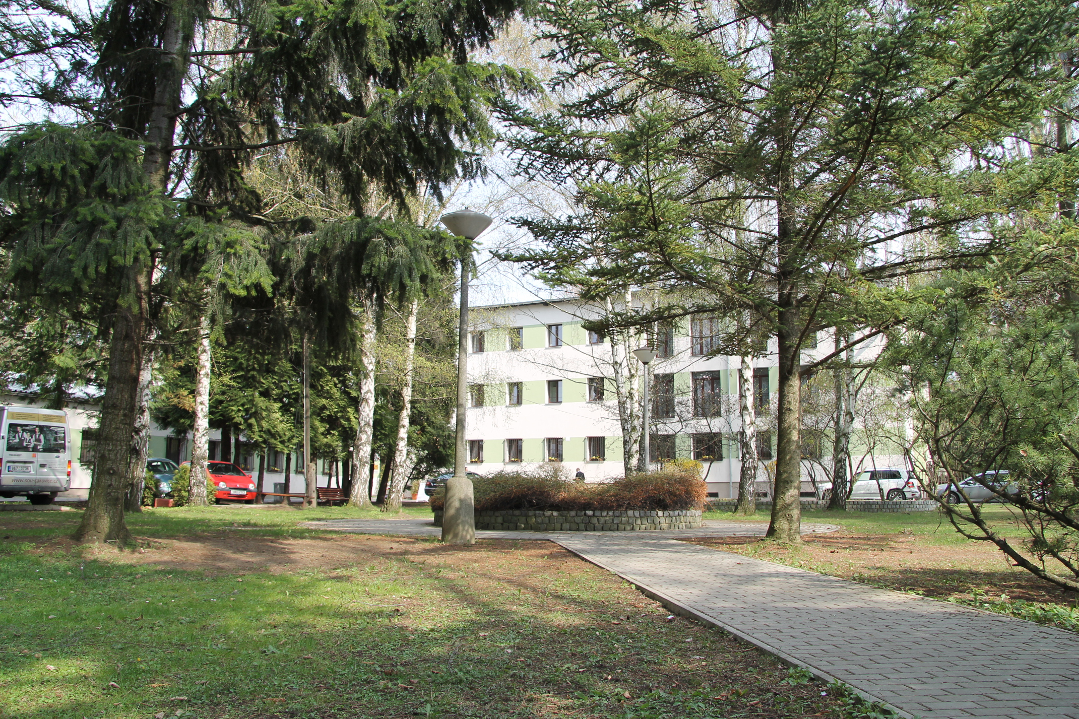 SOŠ a SOU Praha - Čakovice foto 4