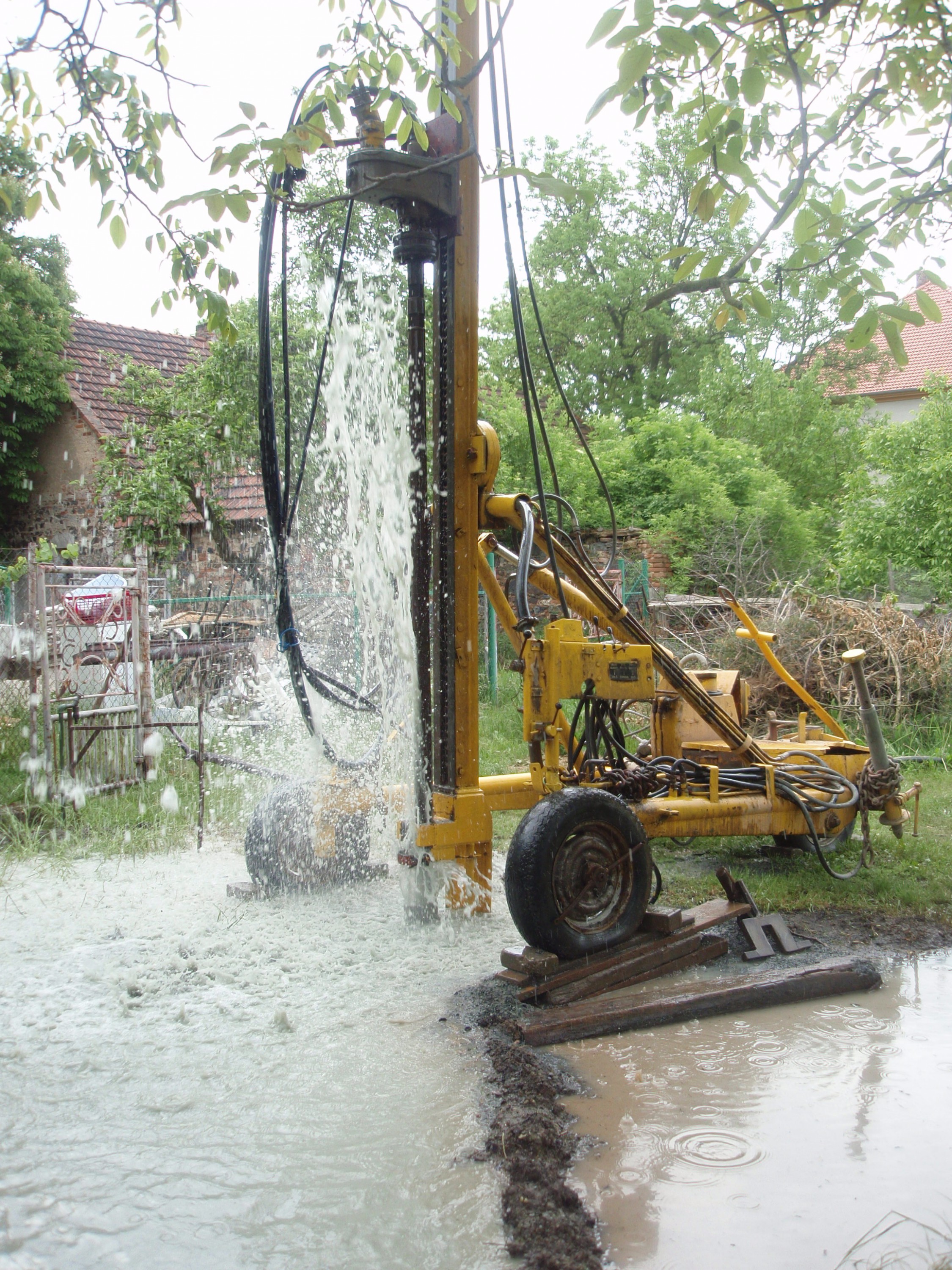 Pavel Procházka - VRTANÉ STUDNY foto 3