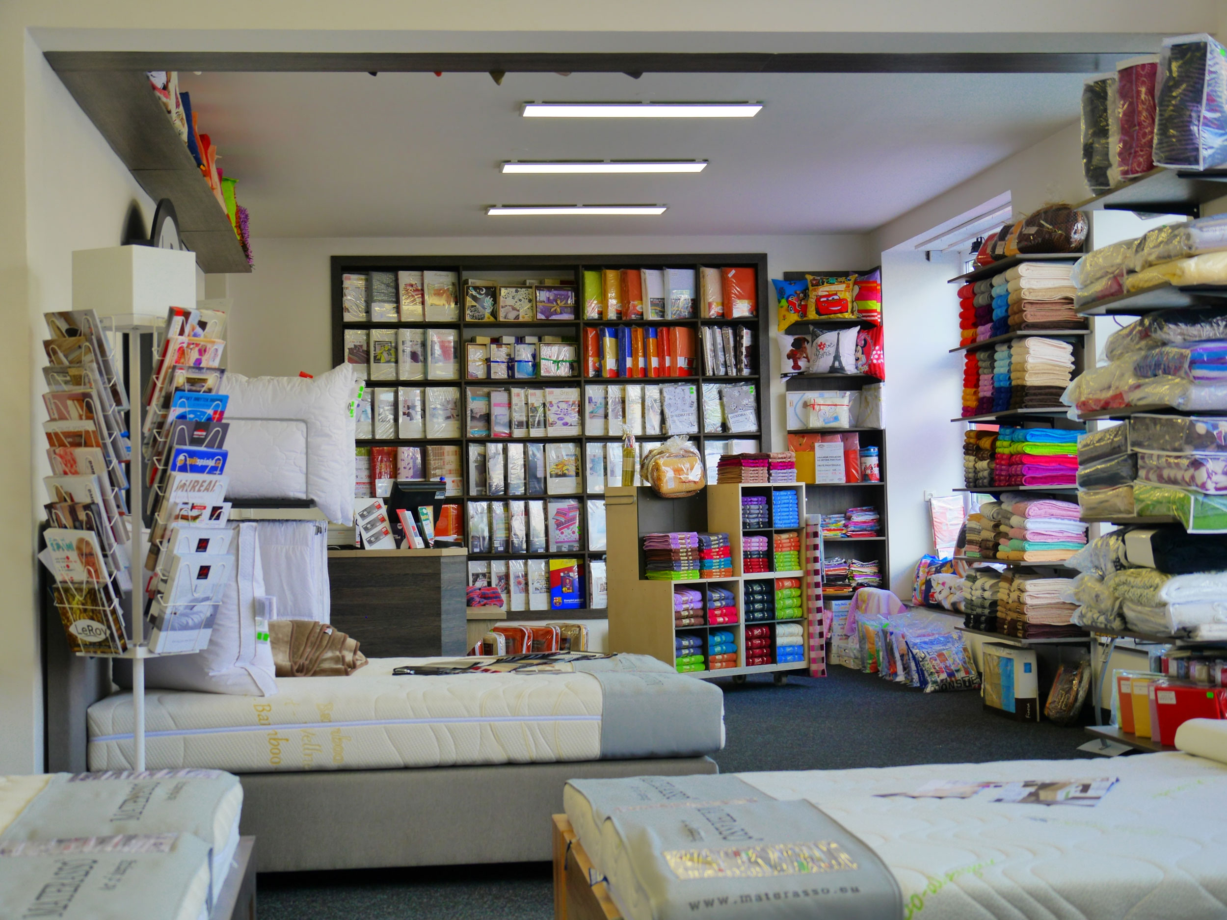 LeRoy - Matrace Postele foto 4