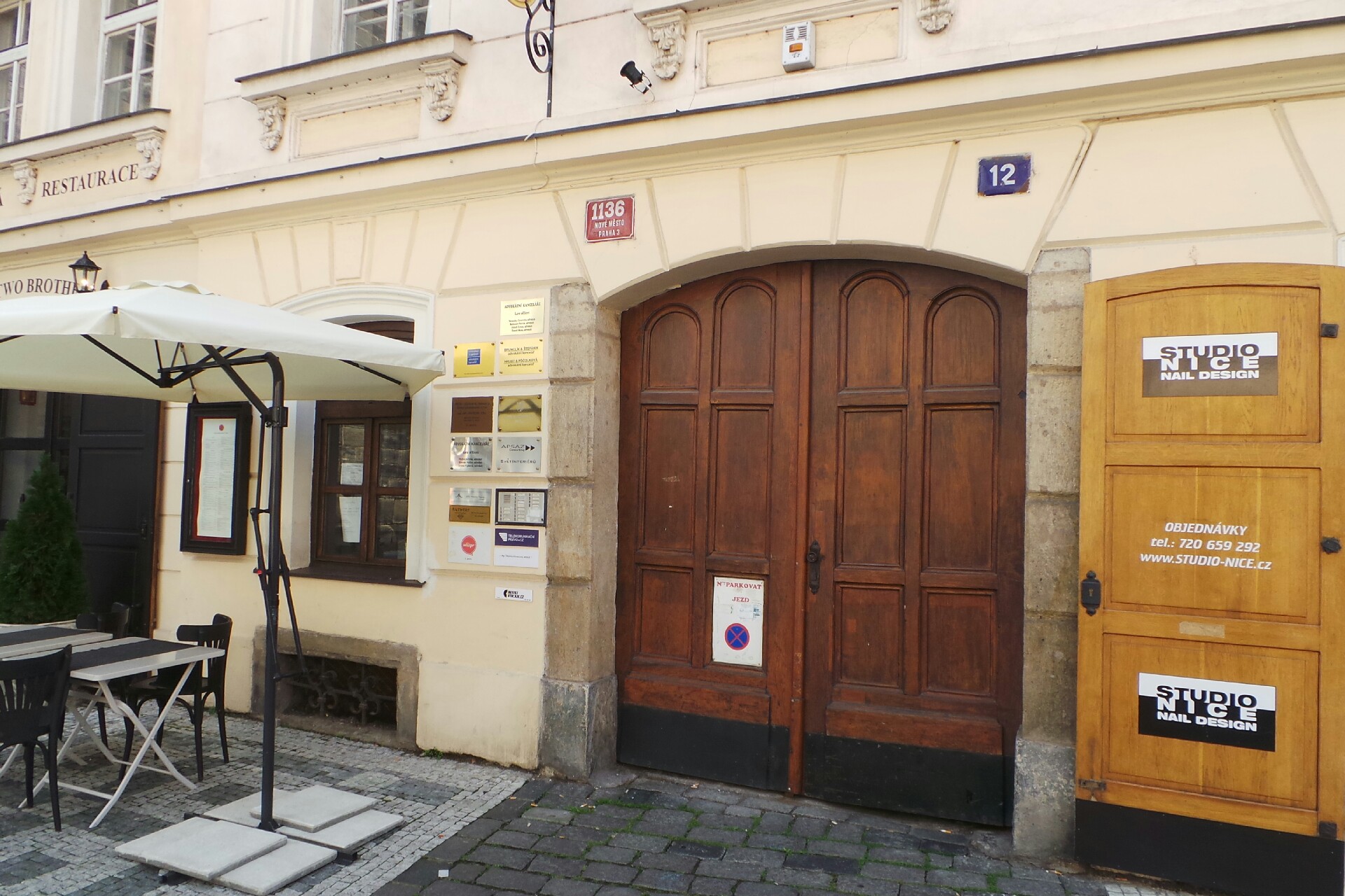 JUDr. Veronika Cerovská, advokátka