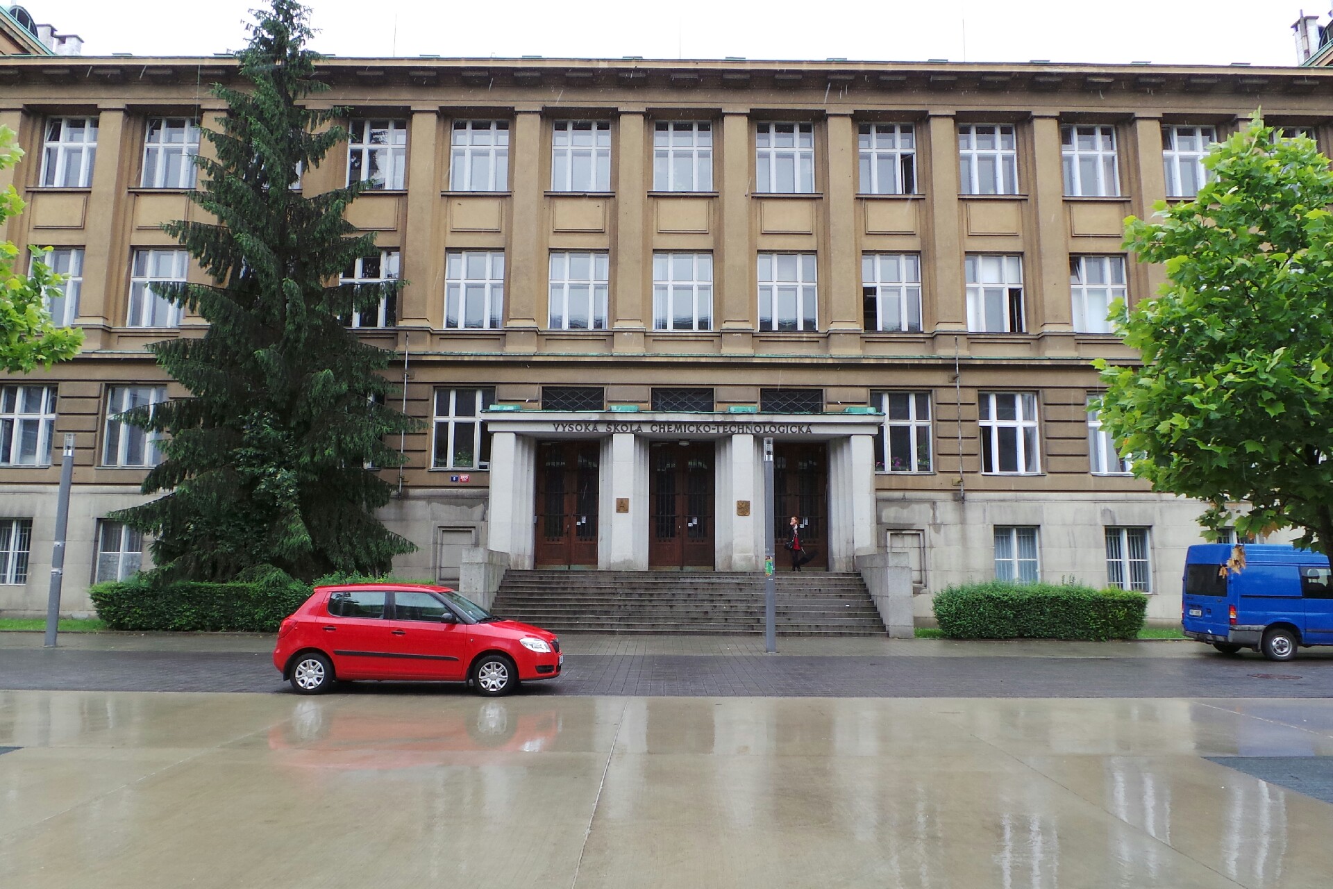 Fakulta chemické technologie - Vysoká škola chemicko-technologická v Praze foto 2