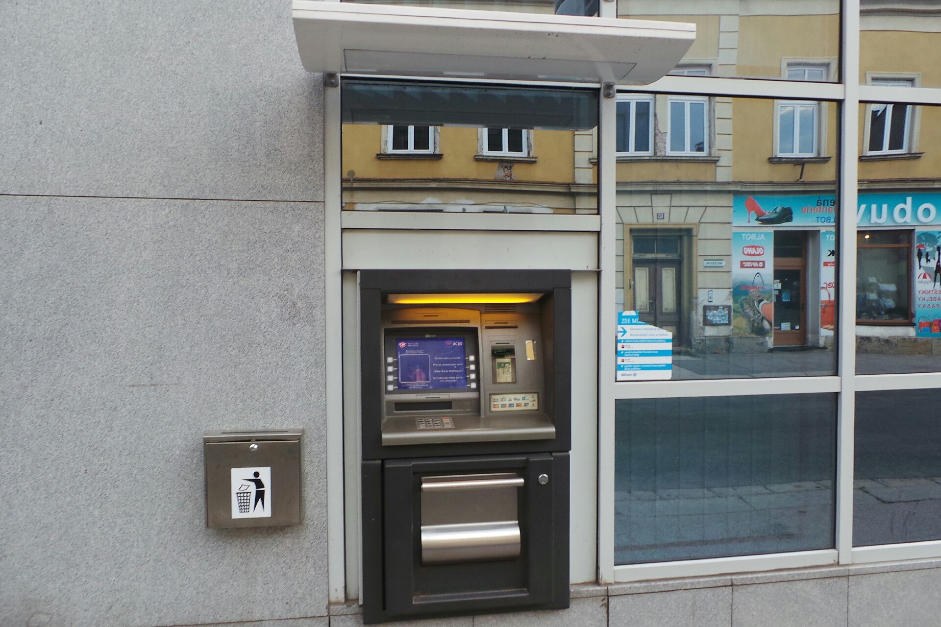 Bankomat Komerční banky