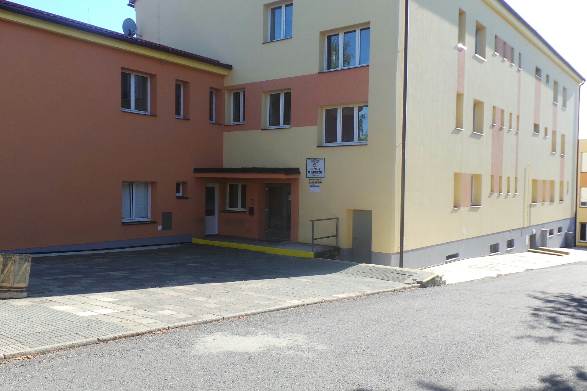 Střední odborné učiliště Uherský Brod - domov mládeže