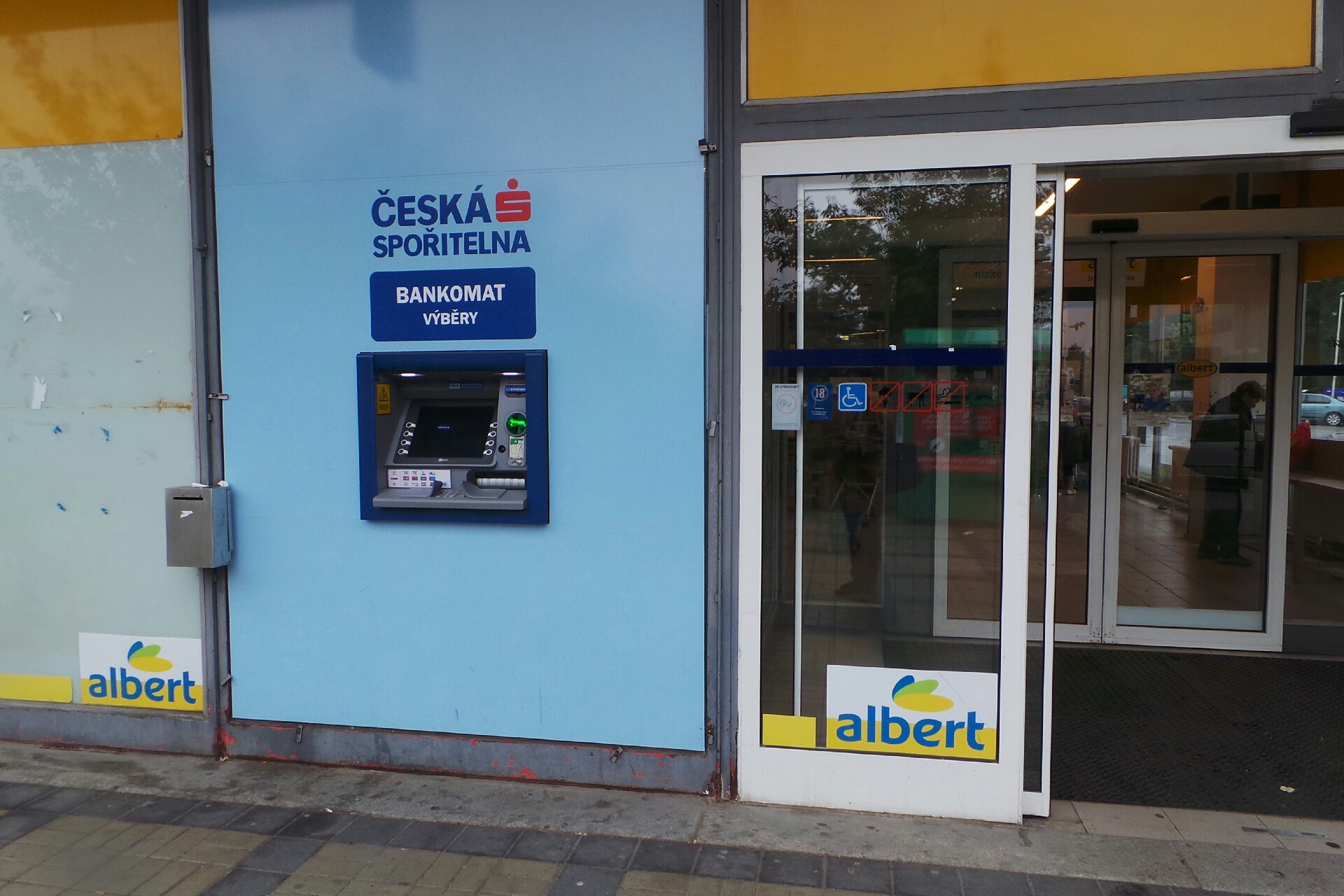 Bankomat České spořitelny