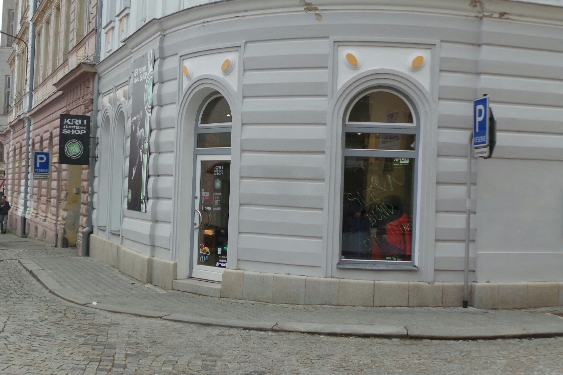 Kru street board shop