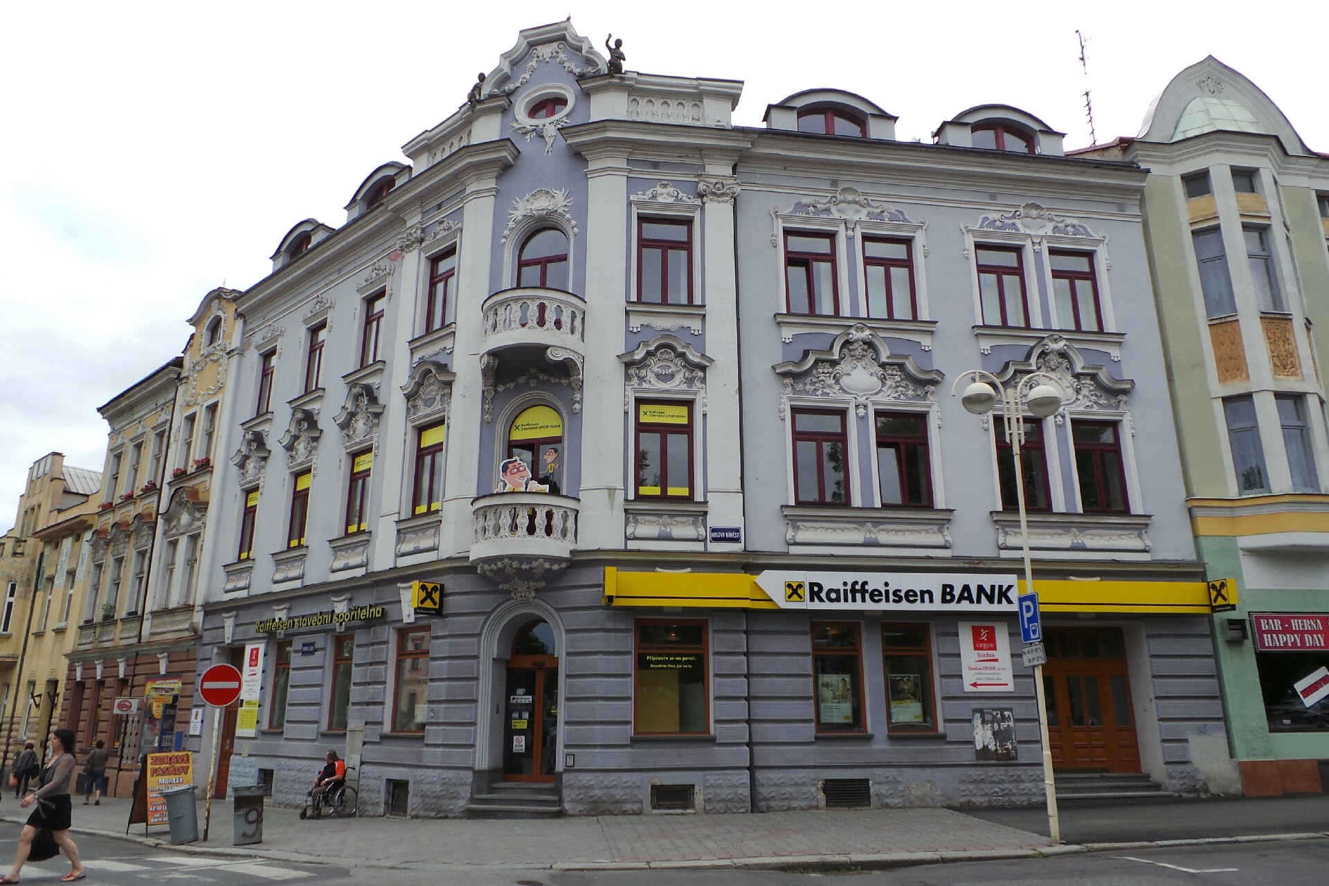 Raiffeisenbank - bankomat