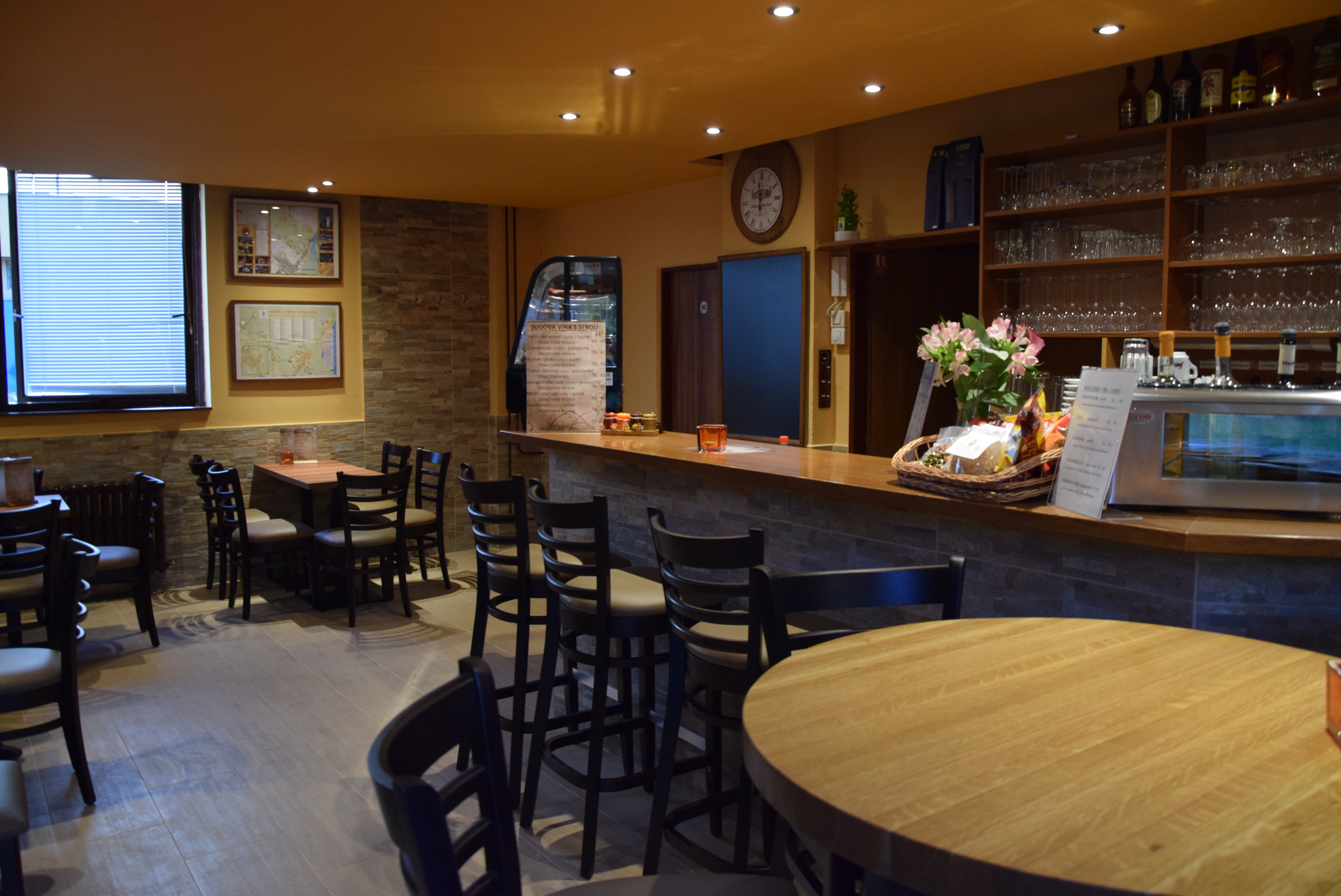 Bílovická vinárna Letňany foto 4