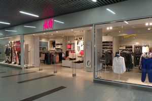 Firemní grafika H & M