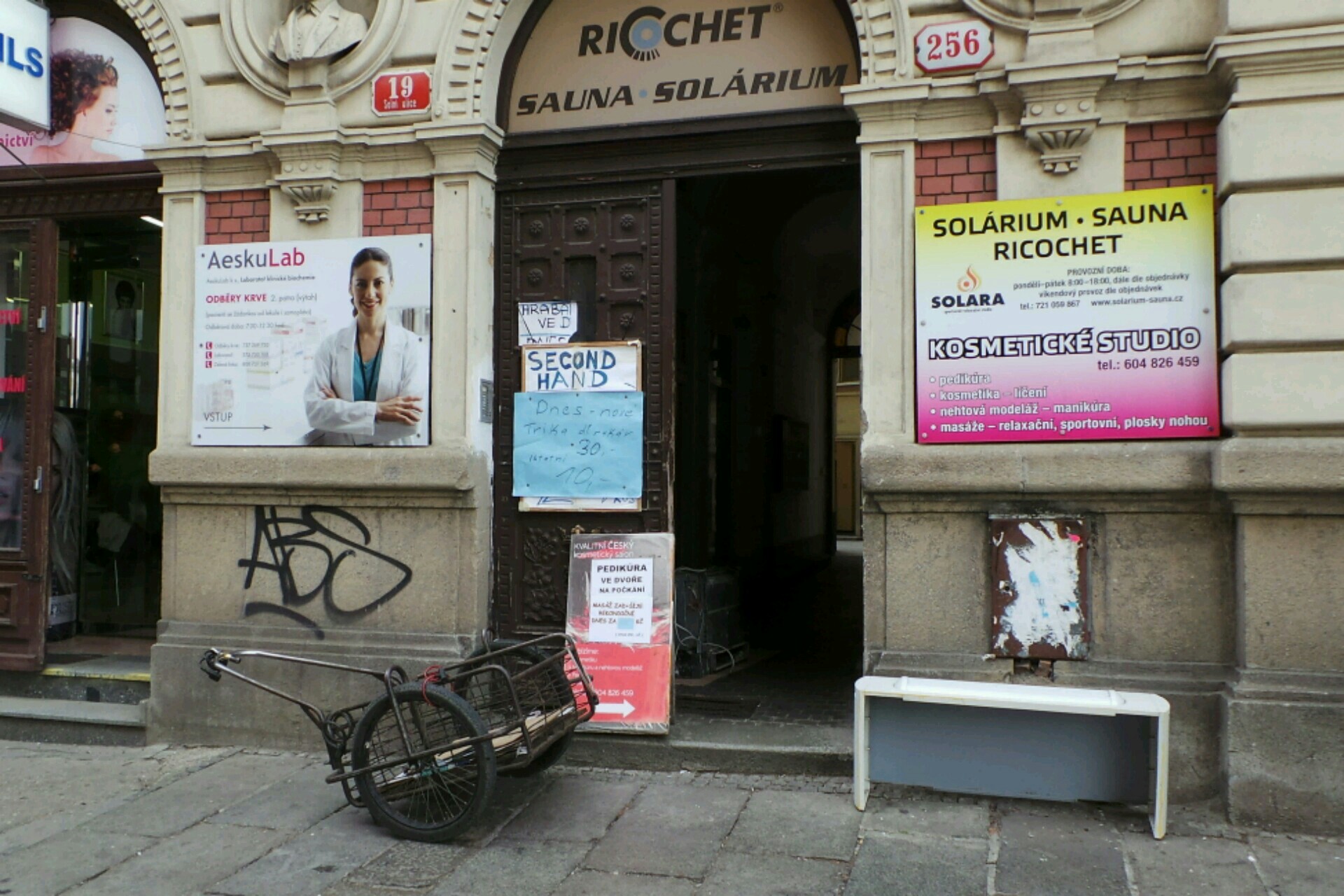 Jaroslava Krausová - Kosmetika foto 1