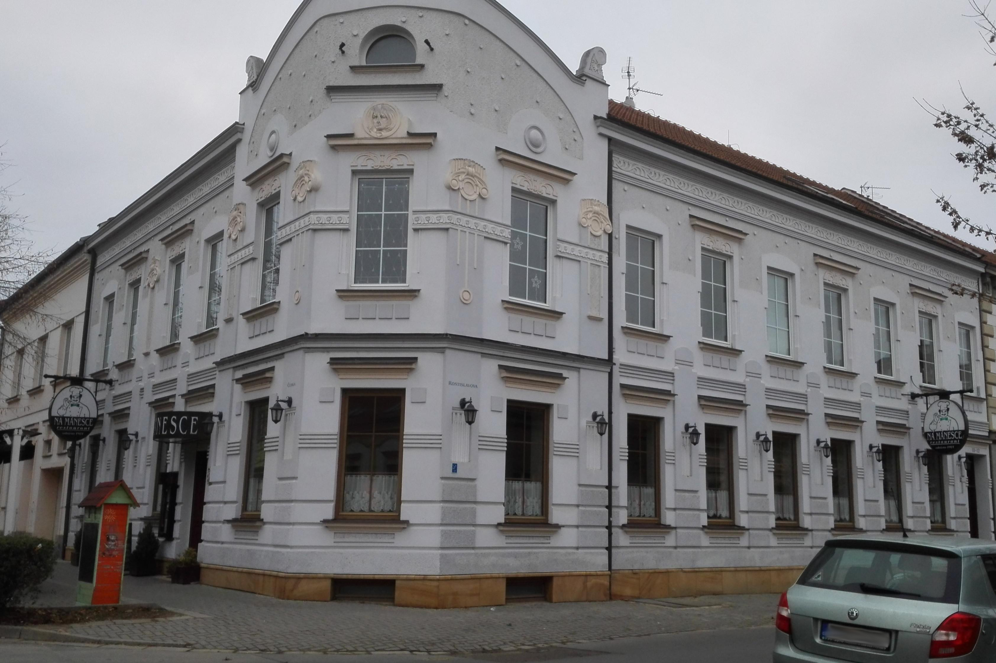 Restaurace na Mánesce