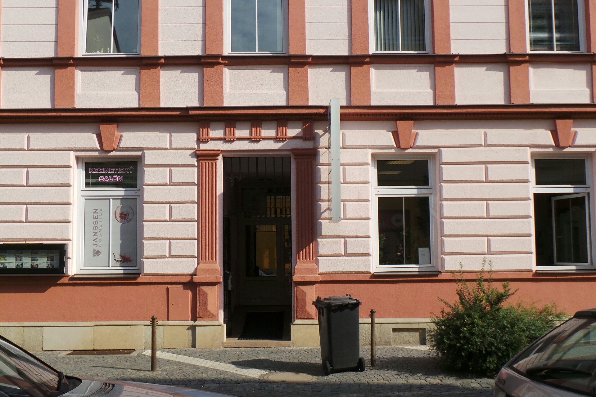 Mgr. Ľubomír Macalák - advokát