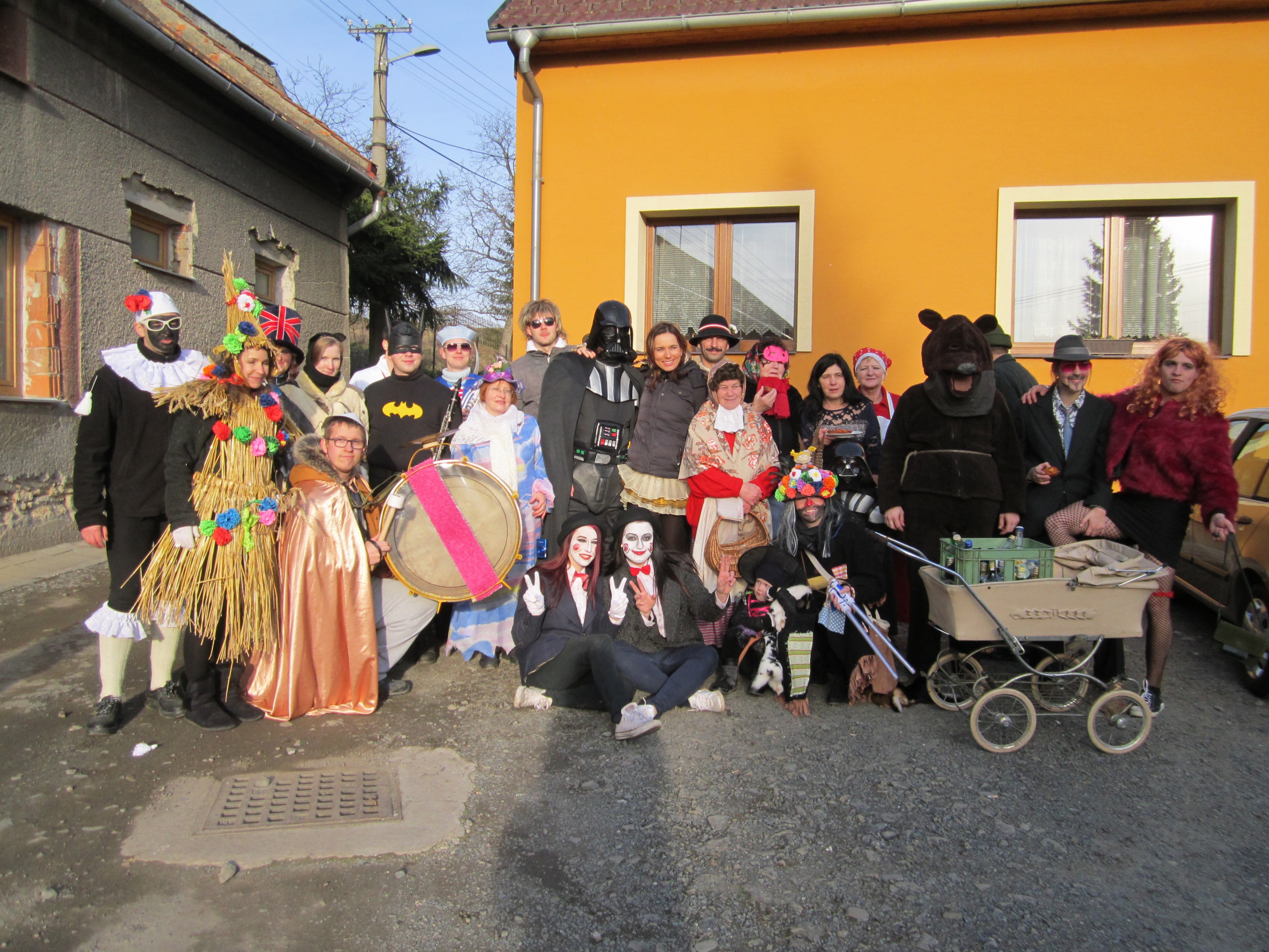 Dobrčice - obecní úřad foto 2