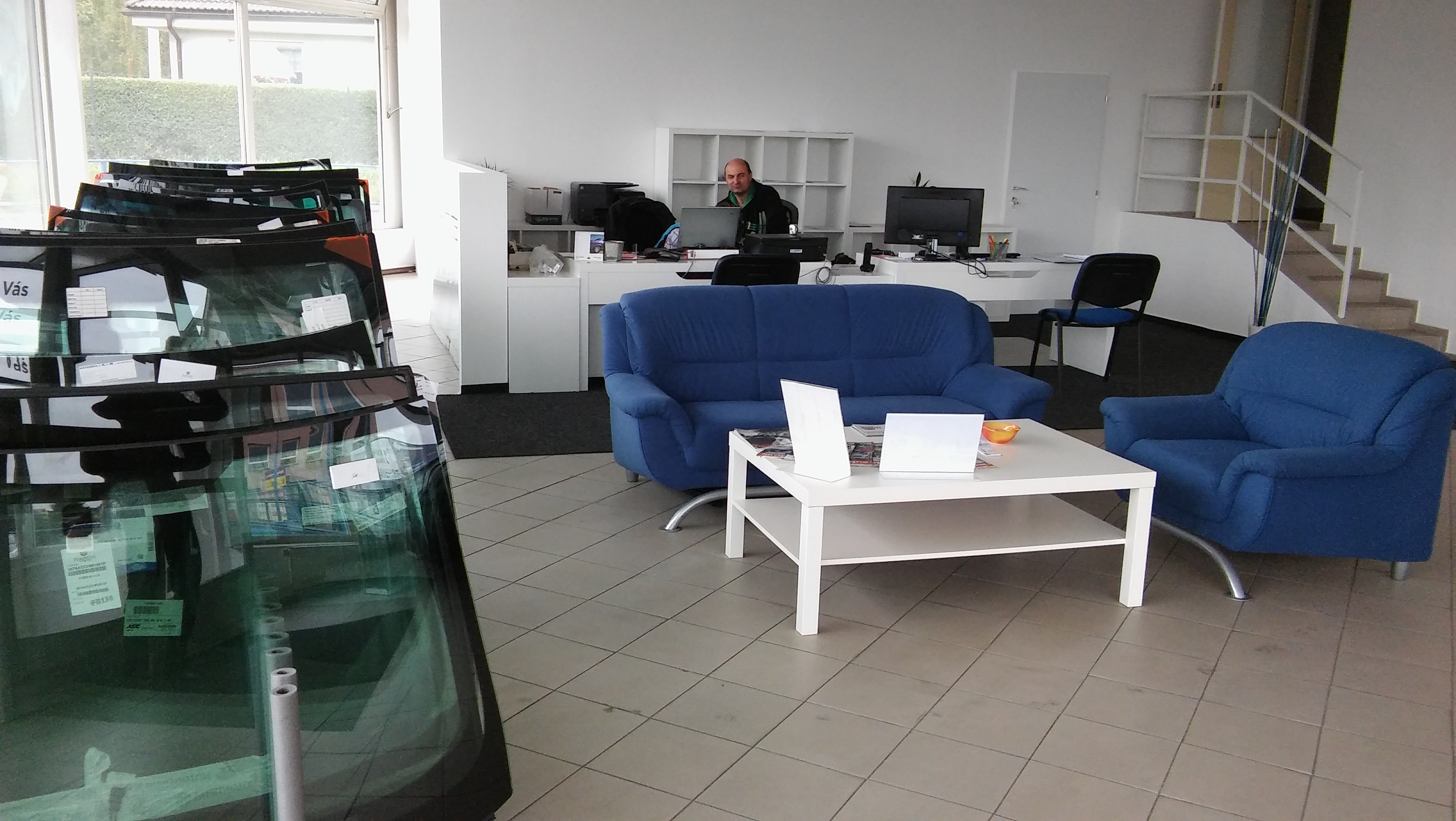 AUTOSKLO K + M spol. s r. o. foto 1