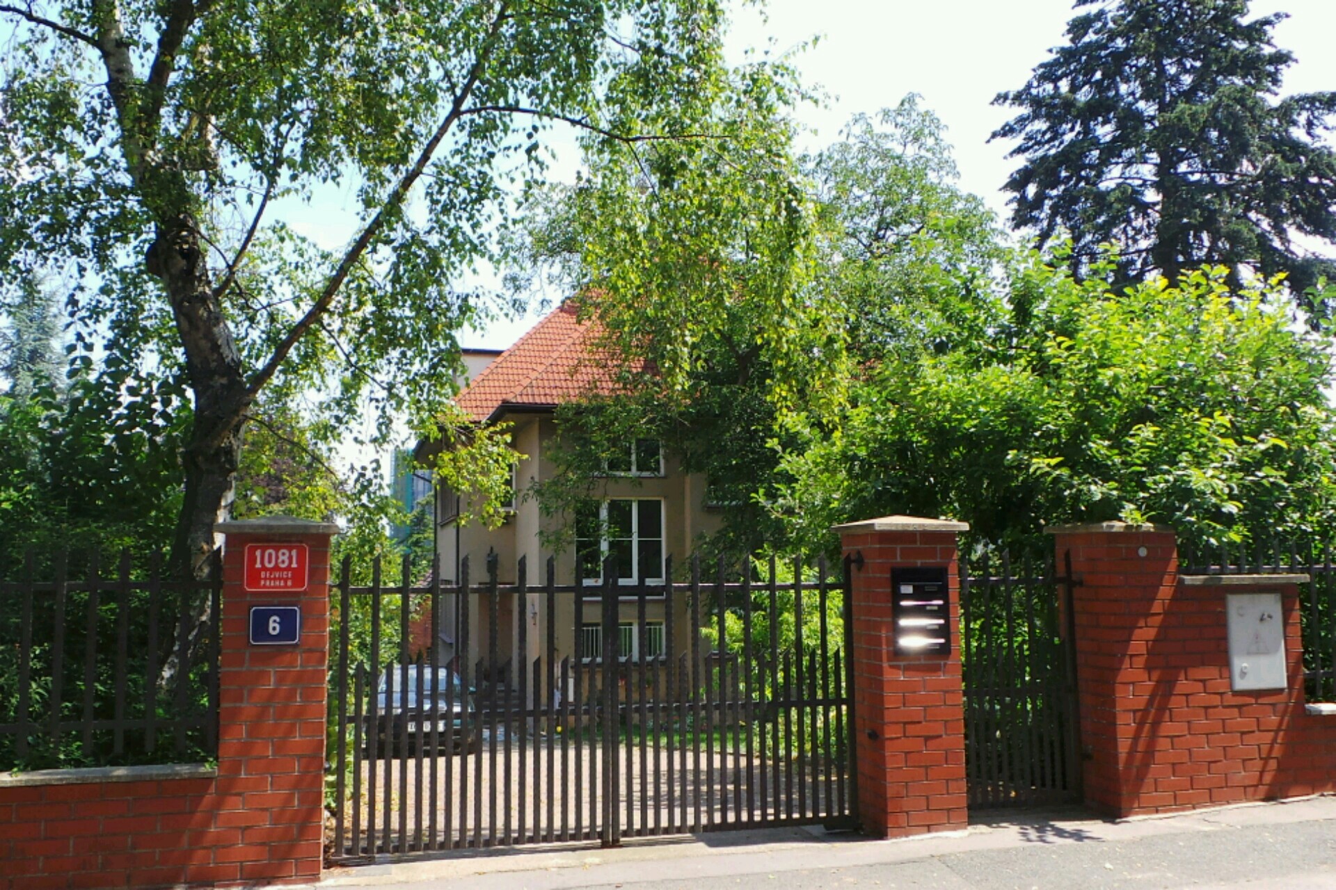 ALPE INTERNATIONAL, spol. s r.o.