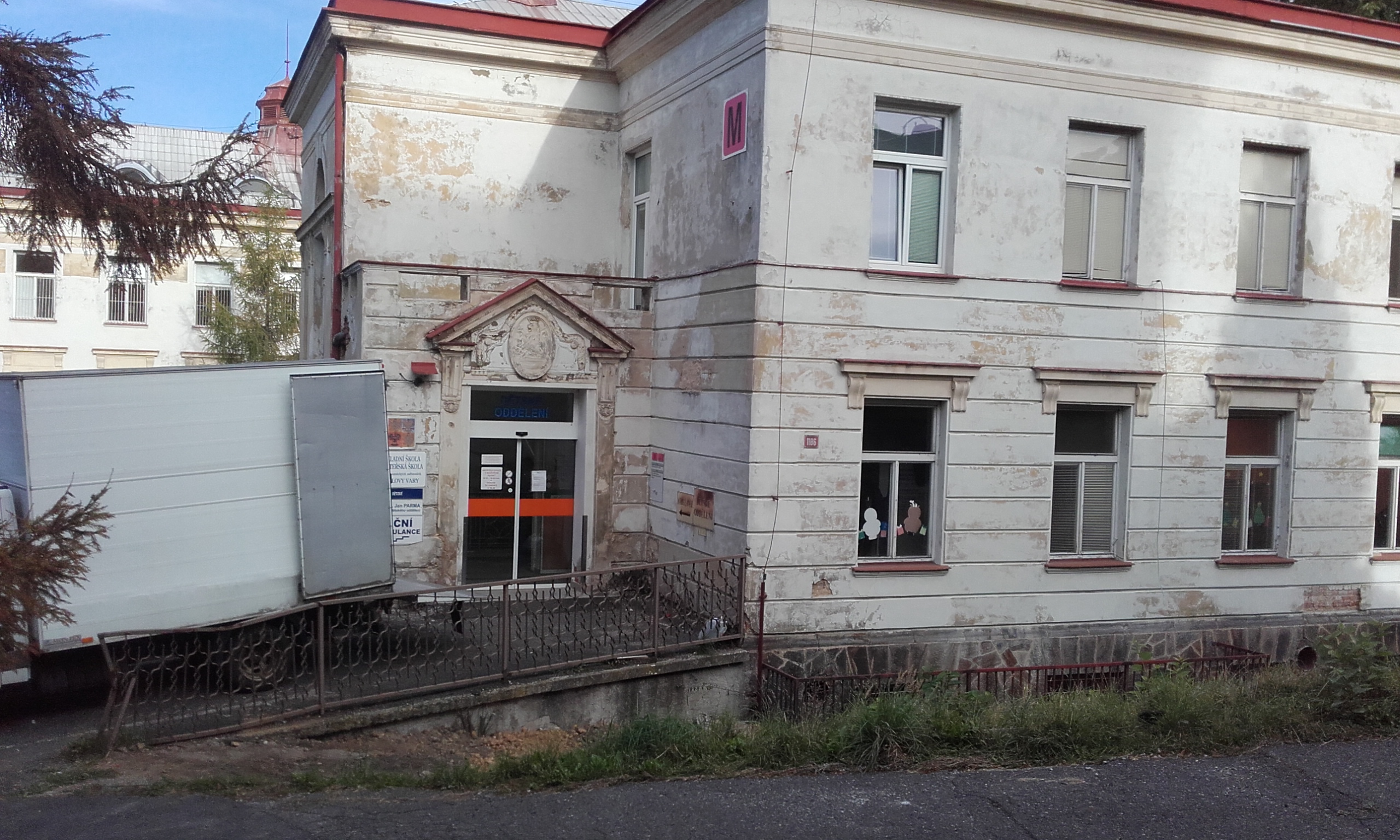 ZŠ při zdravotnických zařízeních Karlovy Vary foto 2