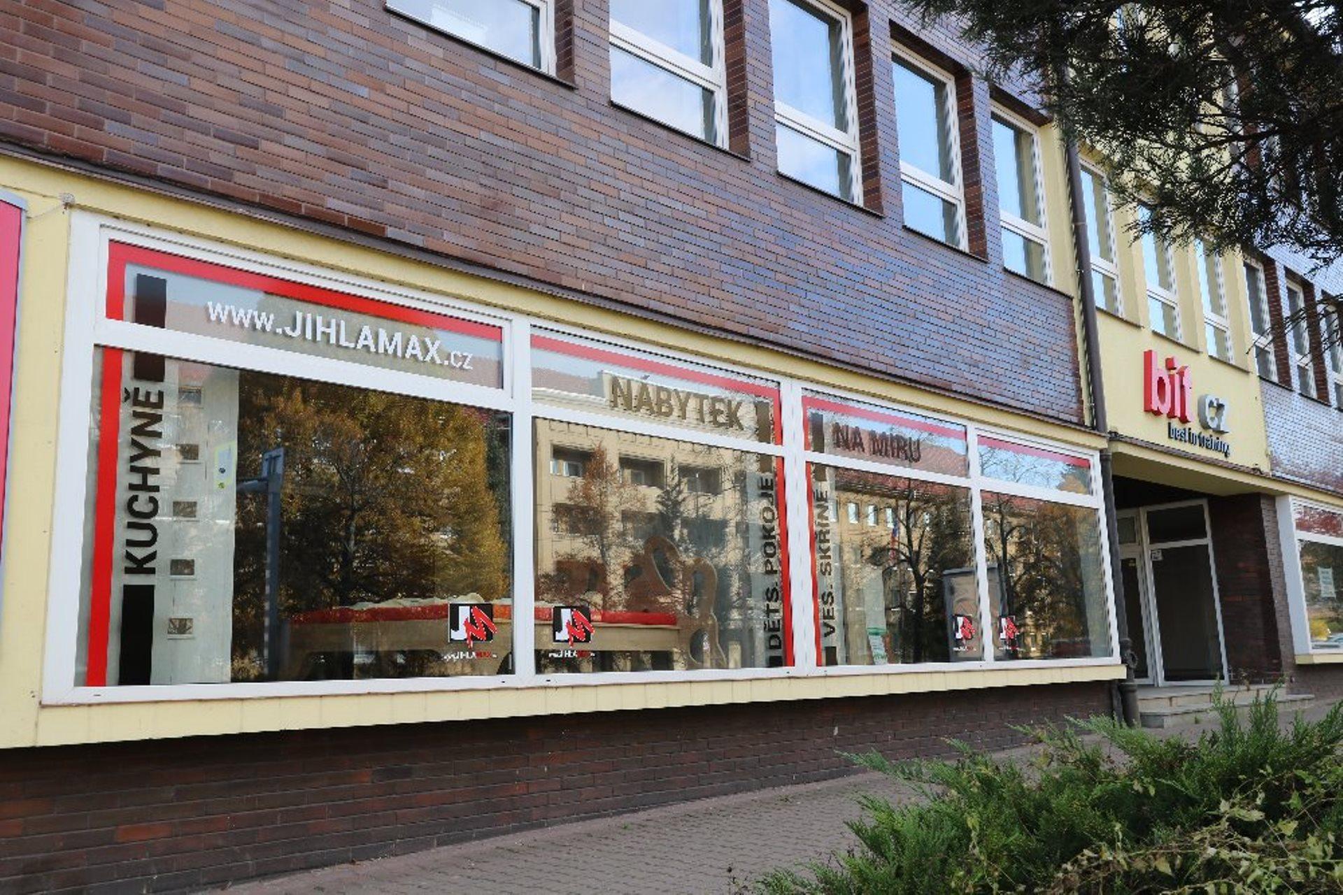 JIHLAMAX, spol. s r.o.