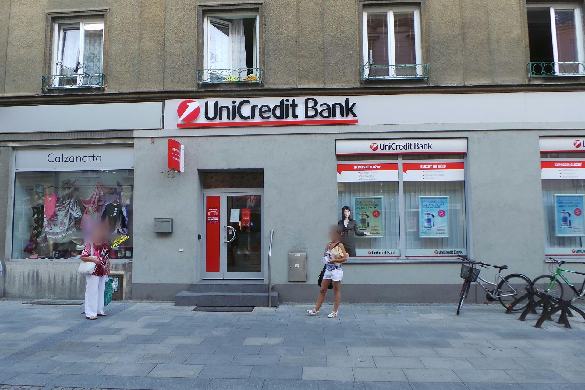 UniCredit Bank Czech Republic and Slovakia, a.s. foto 2