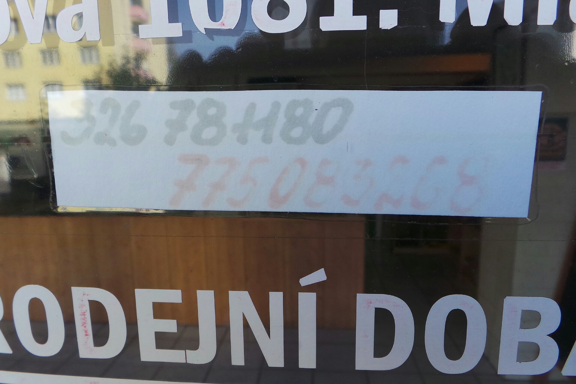 Drůbeží maso a uzeniny Jiří Kořínek a Otto Novák foto 2