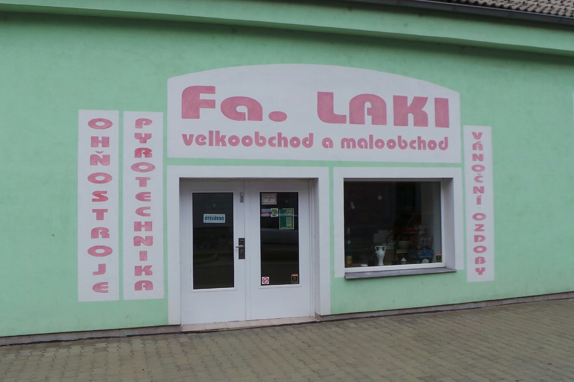 Ladislav Kincl, LAKI - Ohňostroje a civilní pyrotechnika