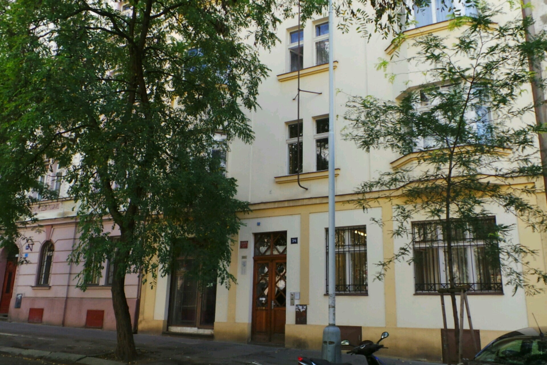 Etlesse Investment, s.r.o.