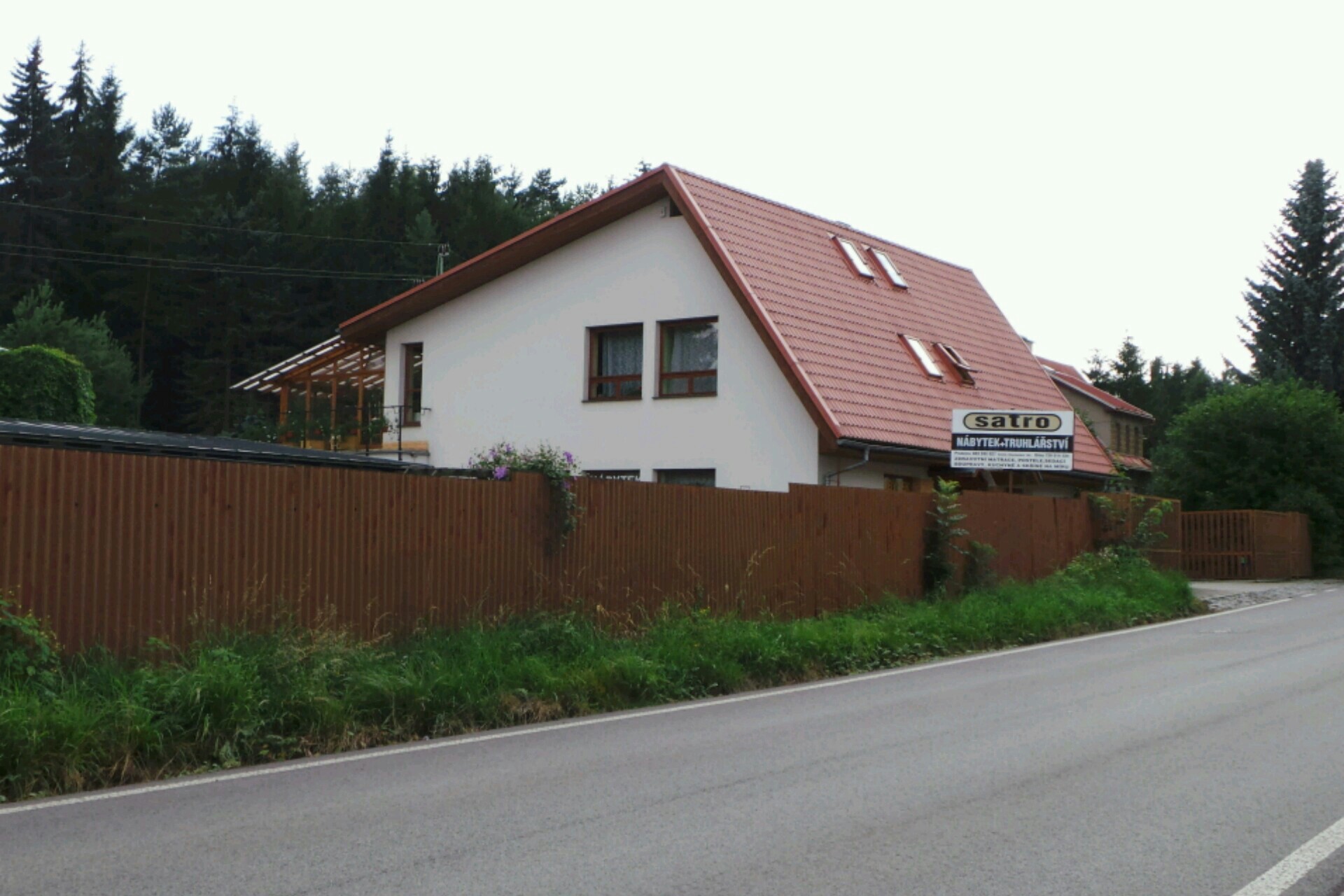 SATRO nábytek-truhlářství