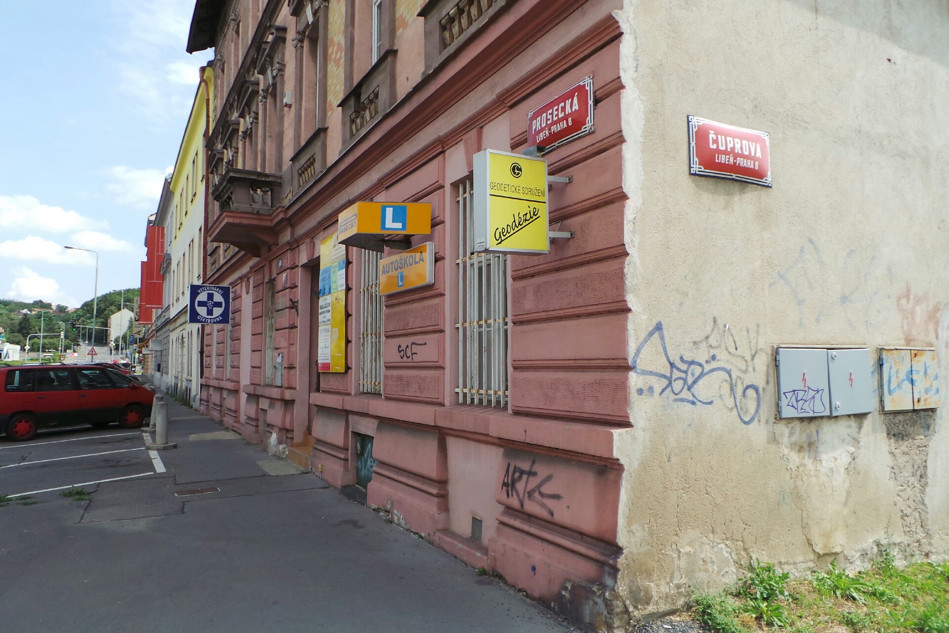 Mgr. Klára Zemanová, advokát