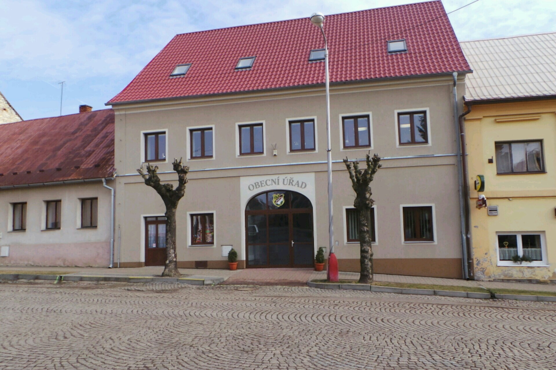 Měcholupy - úřad městyse