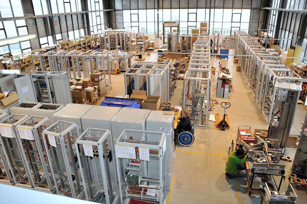 EQUANS Services - výroba rozvaděčů foto 3