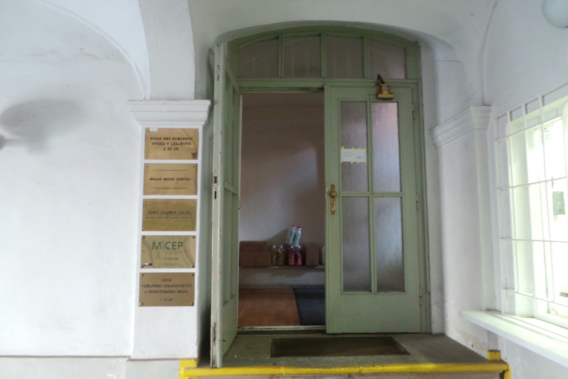 Ústav veřejného zdravotnictví a medicínského práva 1. LF - Univerzita Karlova