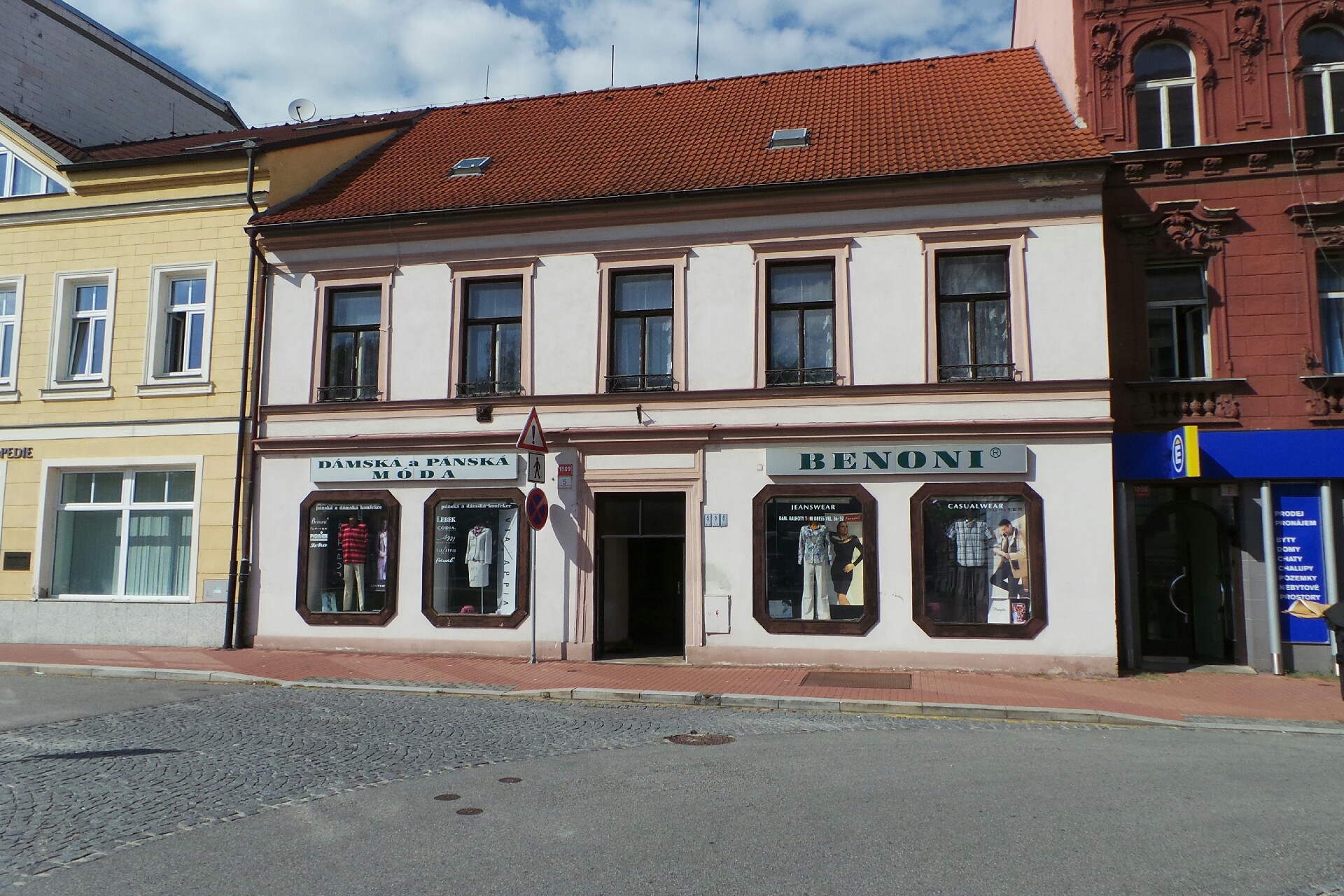 Benoni - Pavel Hrnčíř