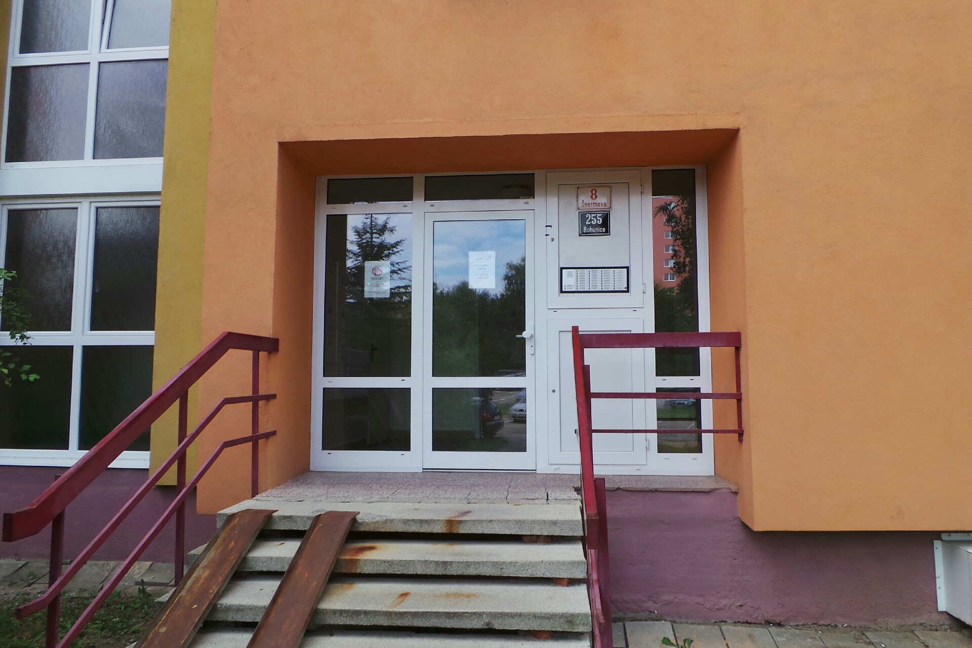 JUDr. Vojtěška Burešová