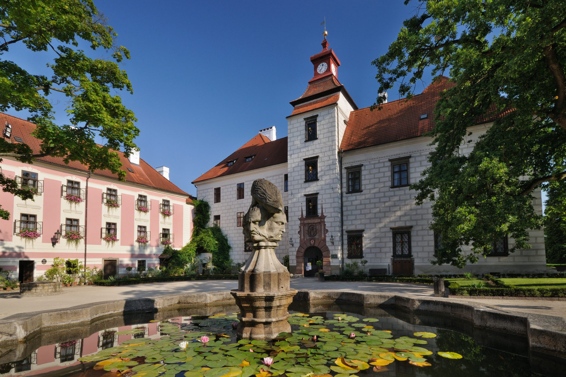 Státní zámek Třeboň foto 2