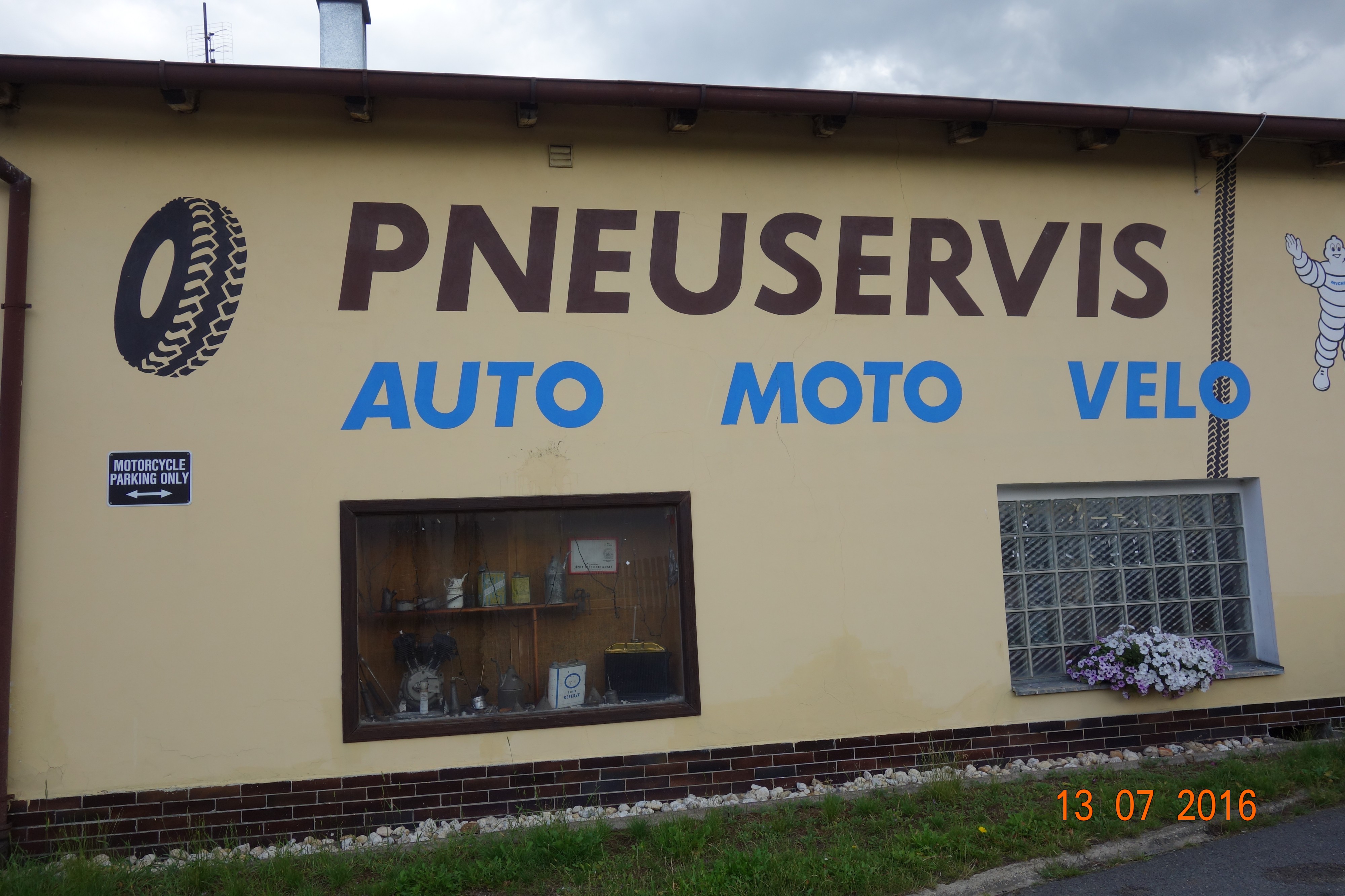 Alpina Pneuservis Veselý foto 2