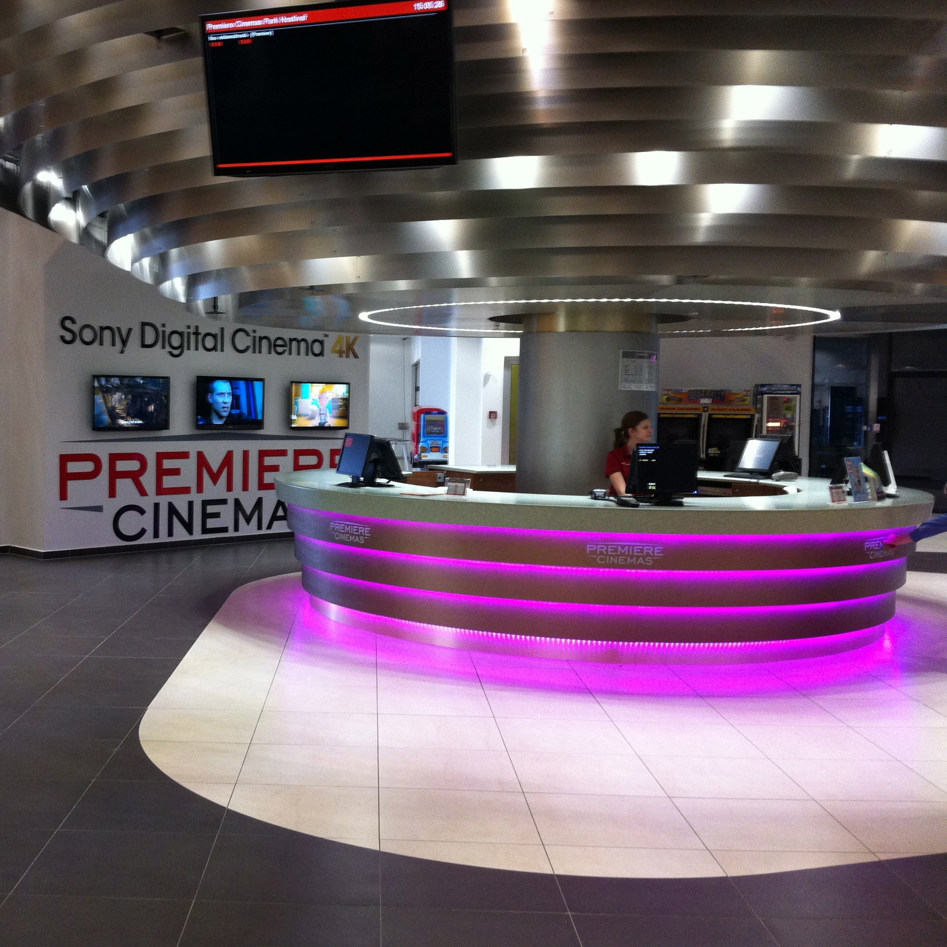 Multikino - Premiere Cinemas Praha Hostivař foto 2