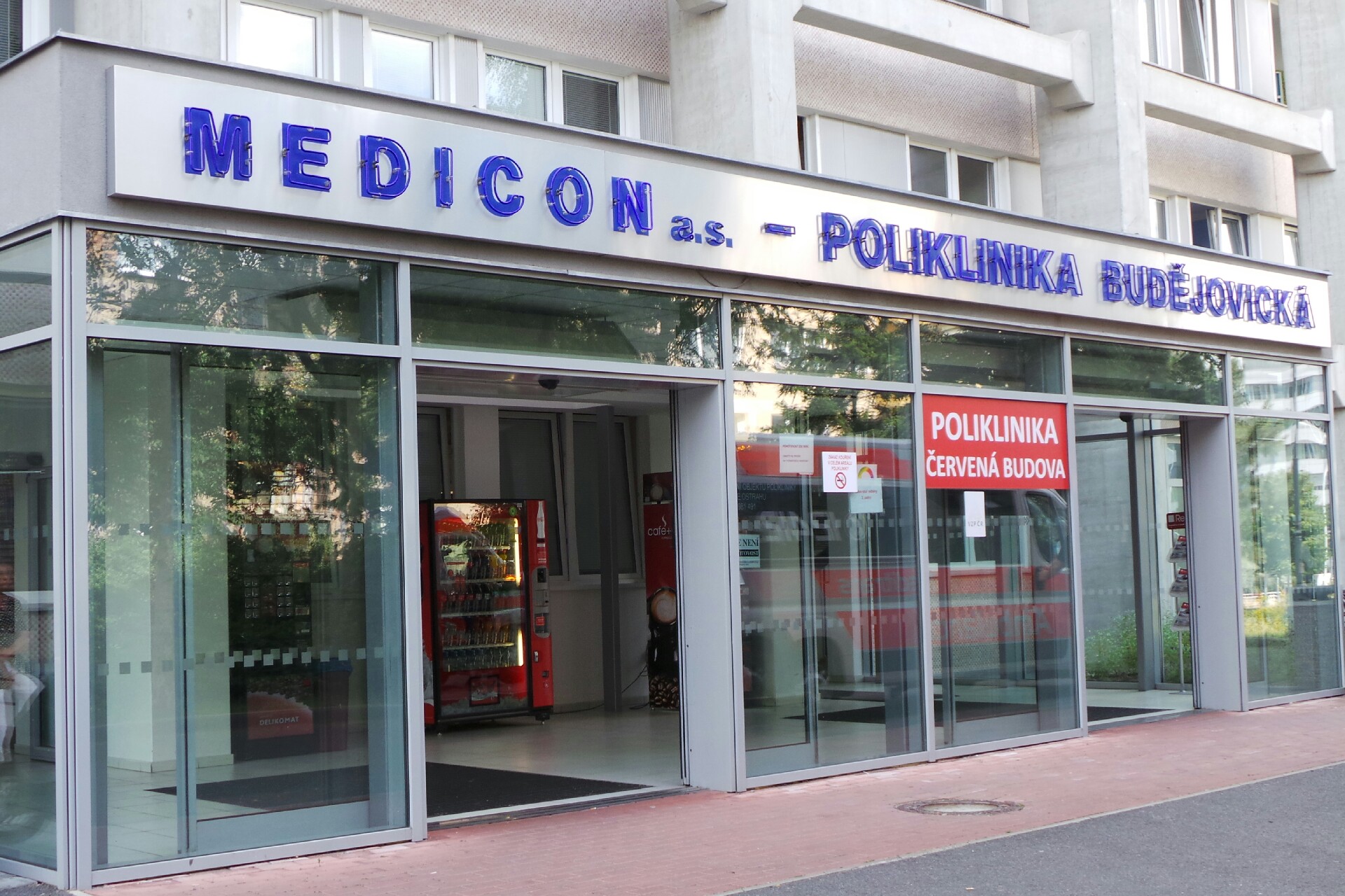 MUDr. Jana Mokrišová