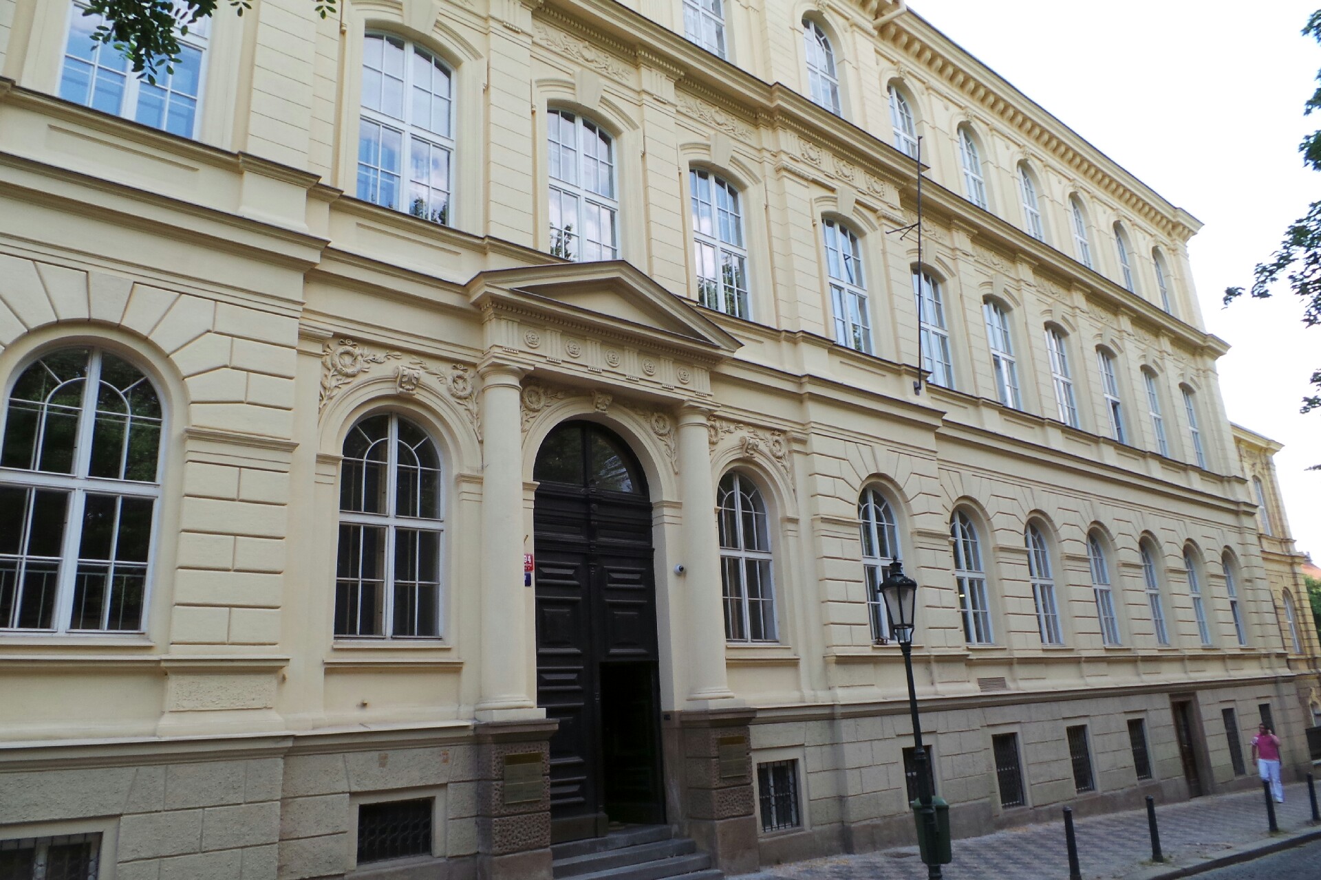 Katedra antropologie a genetiky člověka Přírodovědecké fakulty - Univerzita Karlova