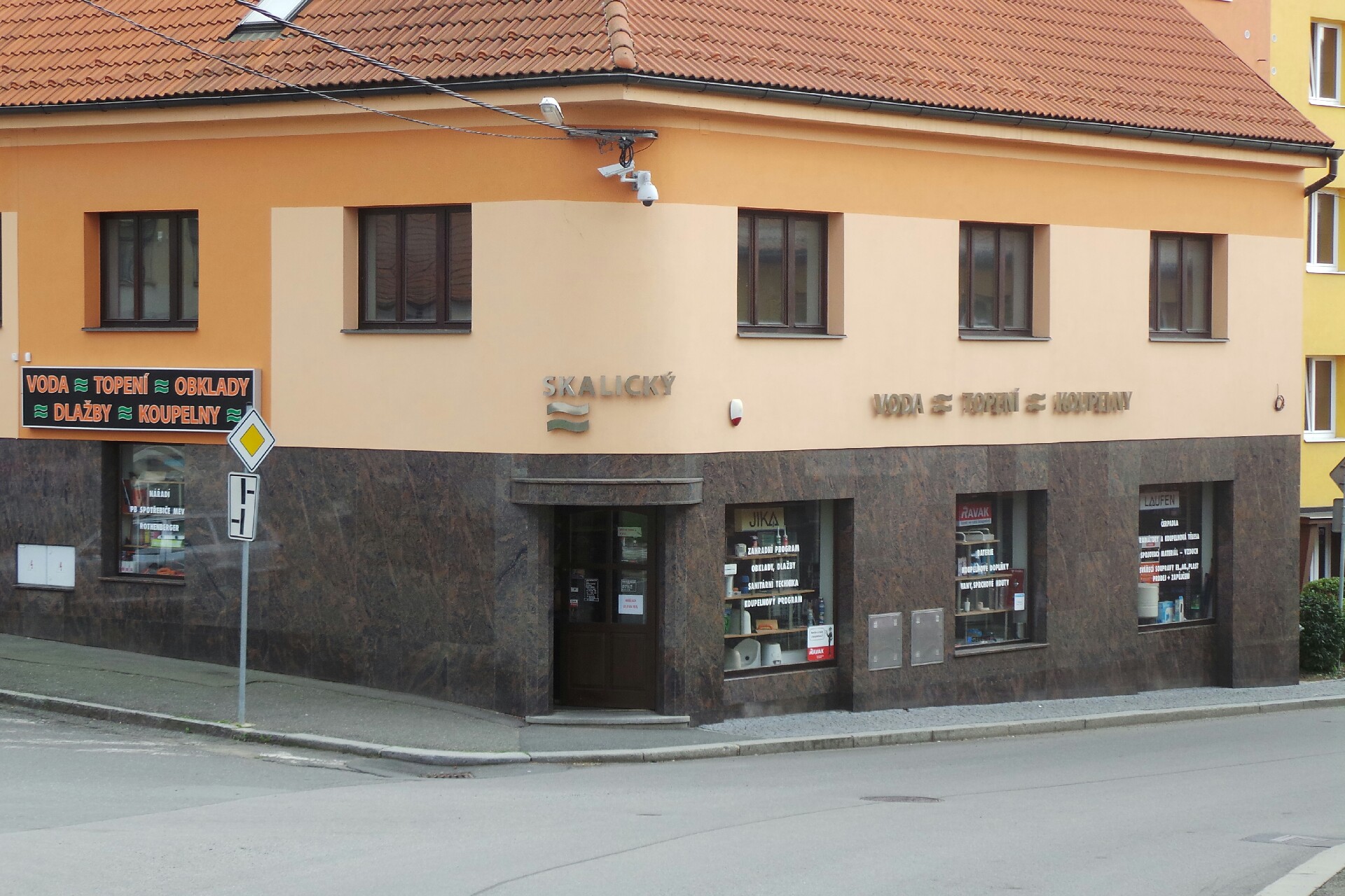 František Skalický - Voda - Topení - Koupelny foto 1