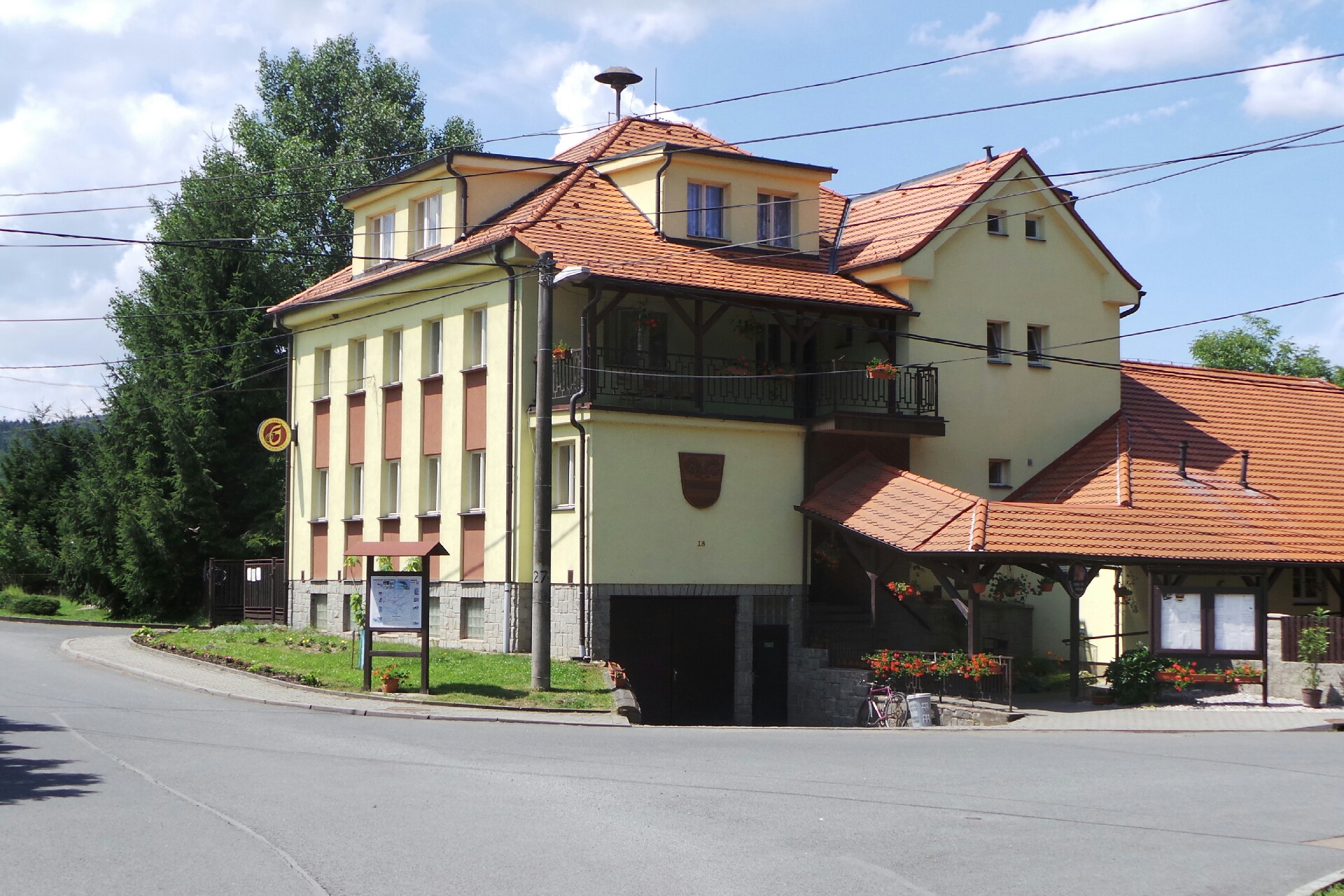 Kamenný Újezd - obecní úřad