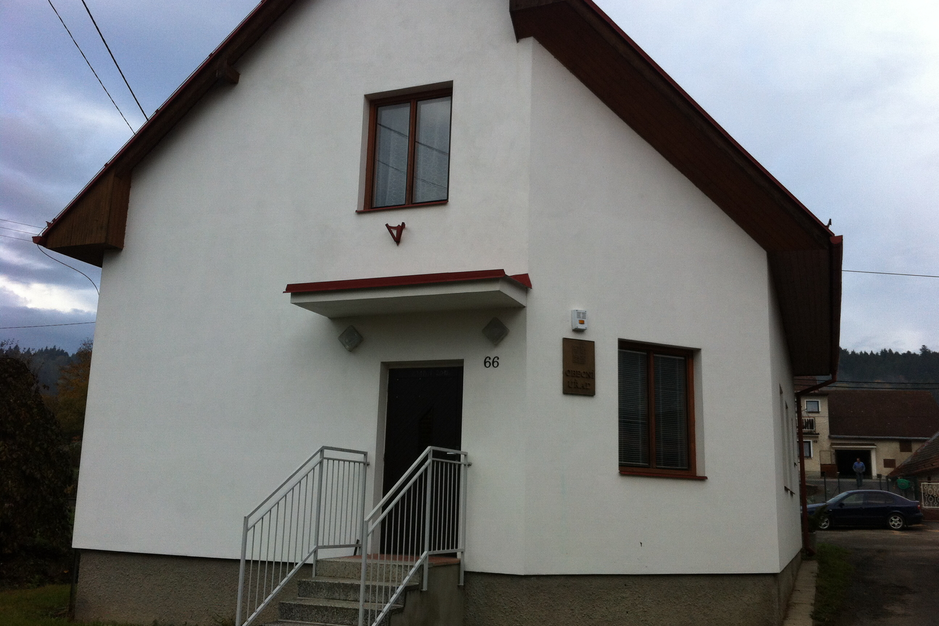 Mokrosuky - obecní úřad