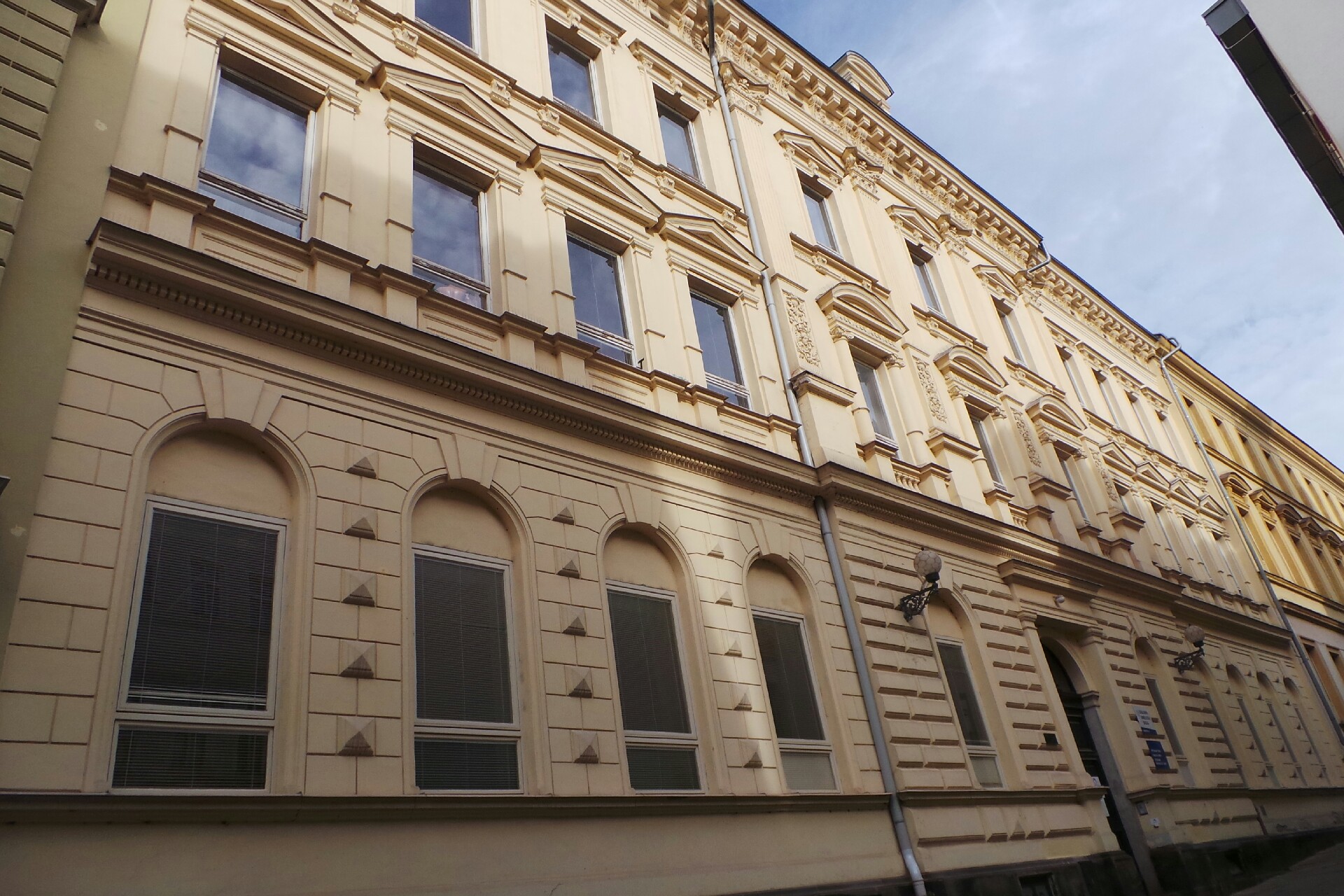 ZUŠ Trutnov, Školní